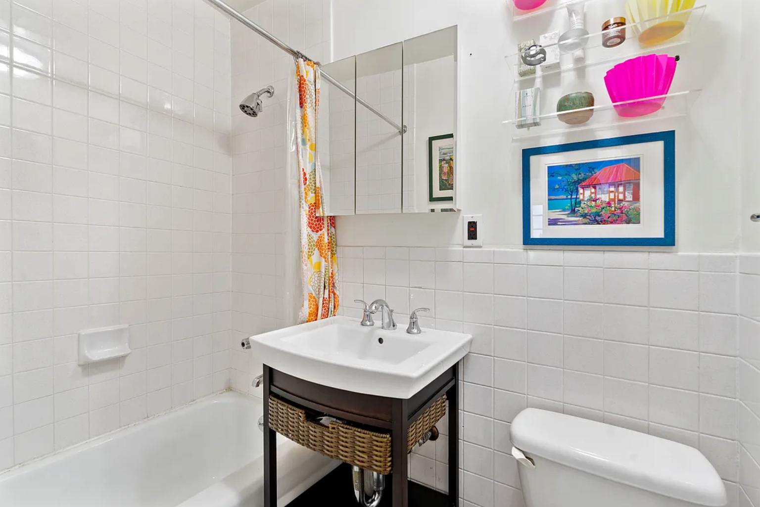 514 West 50th Street 5rw Clinton New York NY 10019