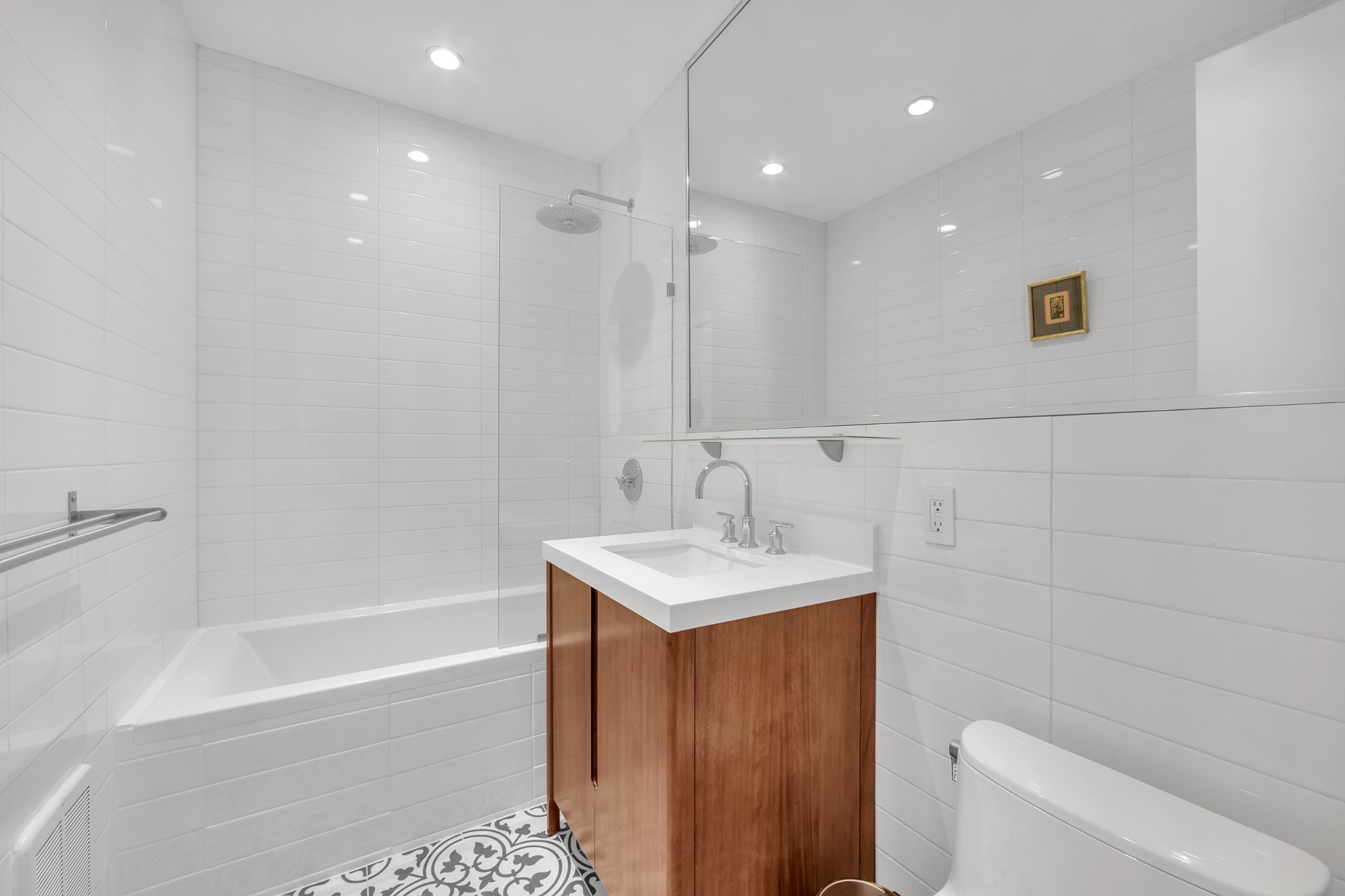 140 Scholes Street 3A East Williamsburg Brooklyn NY 11206