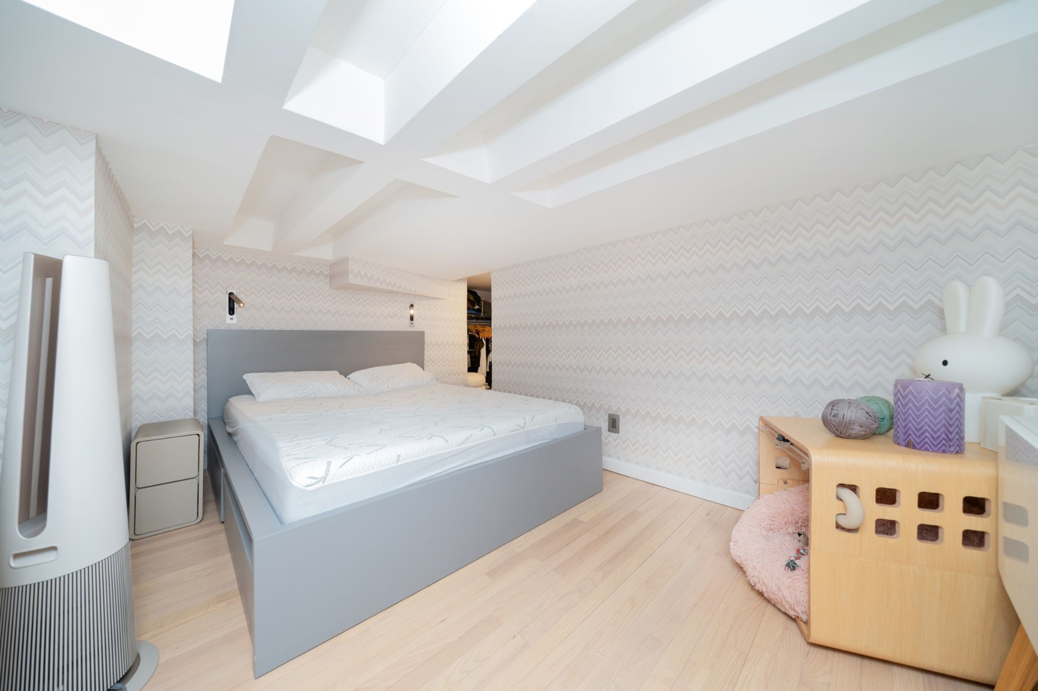 184 Thompson Street 1F Greenwich Village New York NY 10012