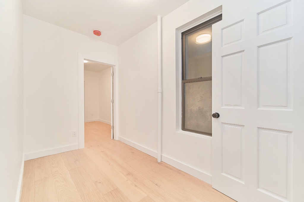318 East 90th Street 2E Upper East Side New York NY 10128