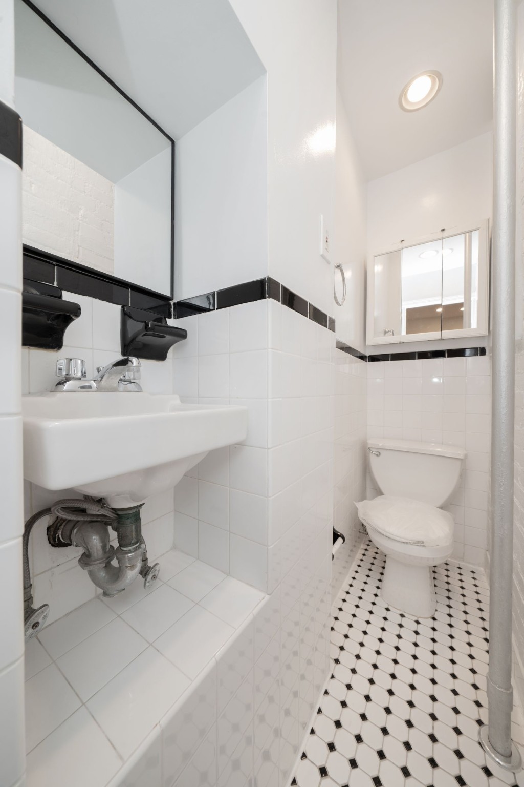 340 West 17th Street 2C Chelsea New York NY 10011