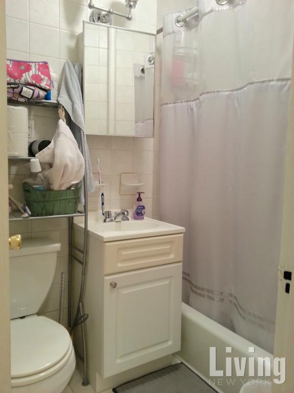 123 East 90th Street 3A Carnegie Hill New York NY 10128