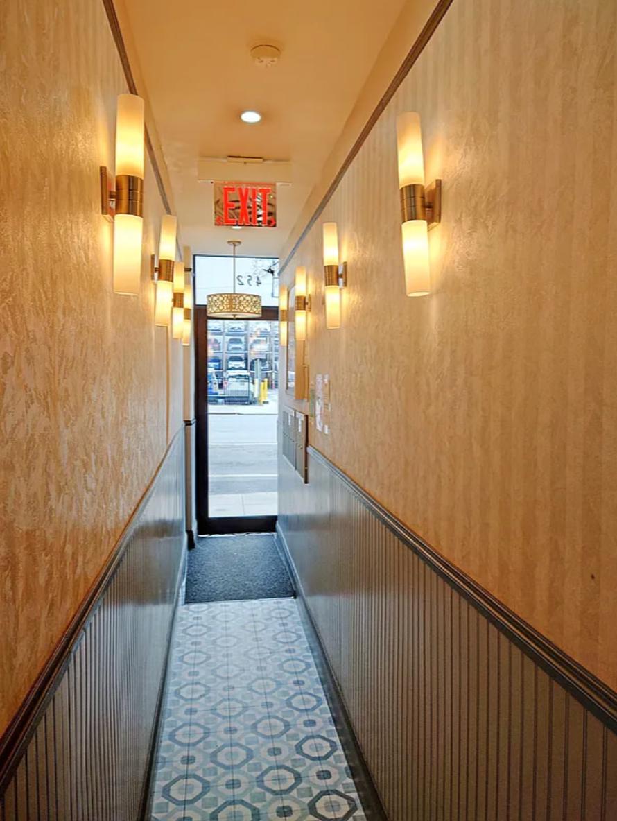 452 Ninth Avenue 1 Clinton New York NY 10018