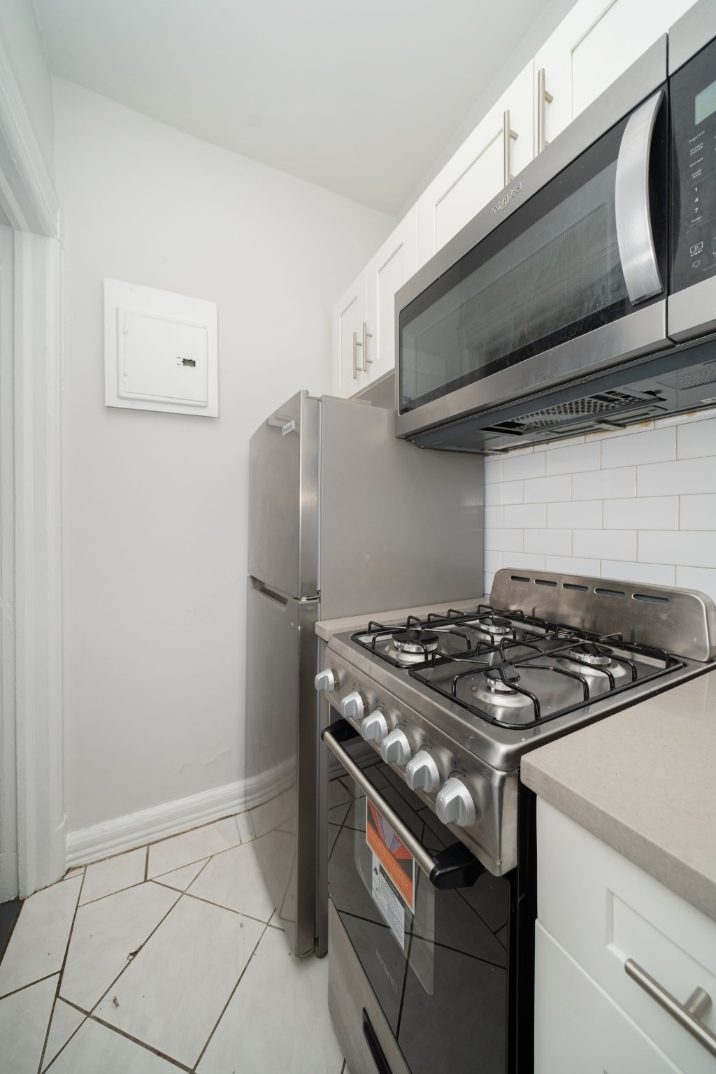 796 Ninth Avenue 1 Clinton New York NY 10019