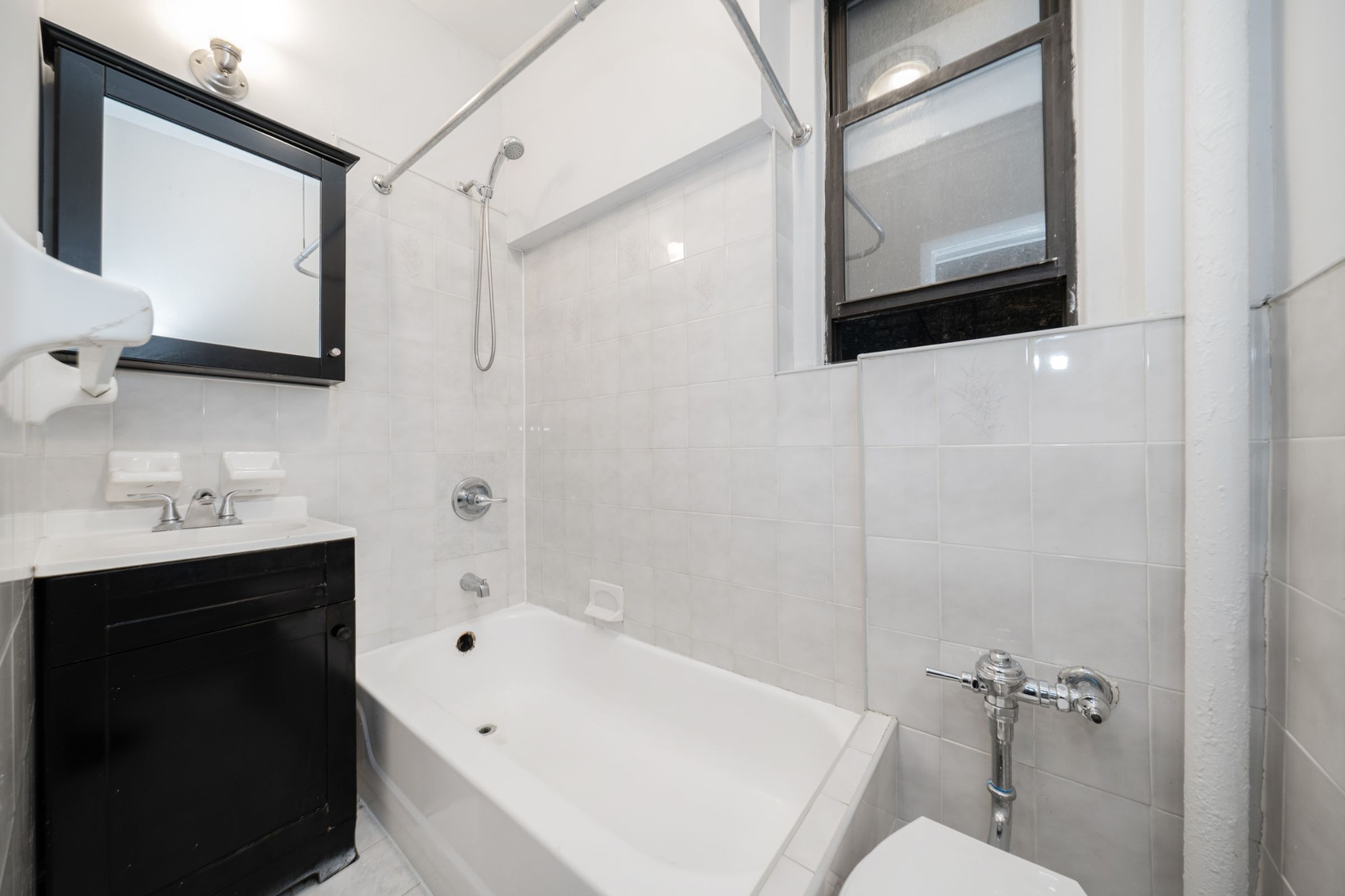 796 Ninth Avenue 1 Clinton New York NY 10019