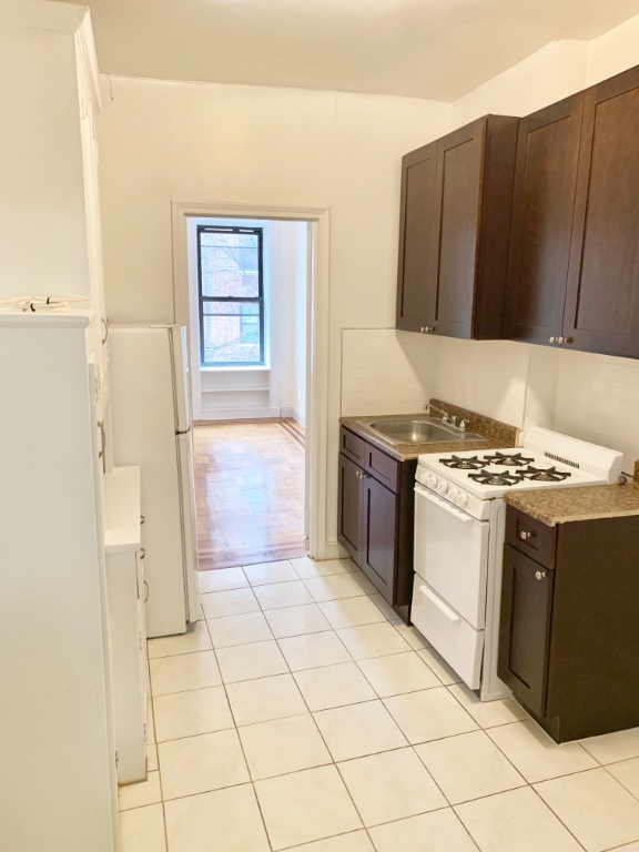 125 East 90th Street 4A Carnegie Hill New York NY 10128