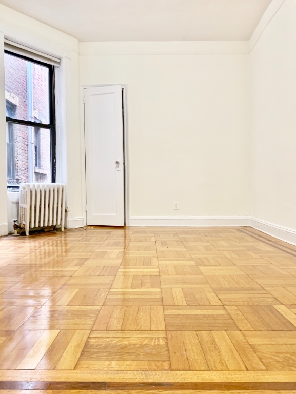 125 East 90th Street 4A Carnegie Hill New York NY 10128