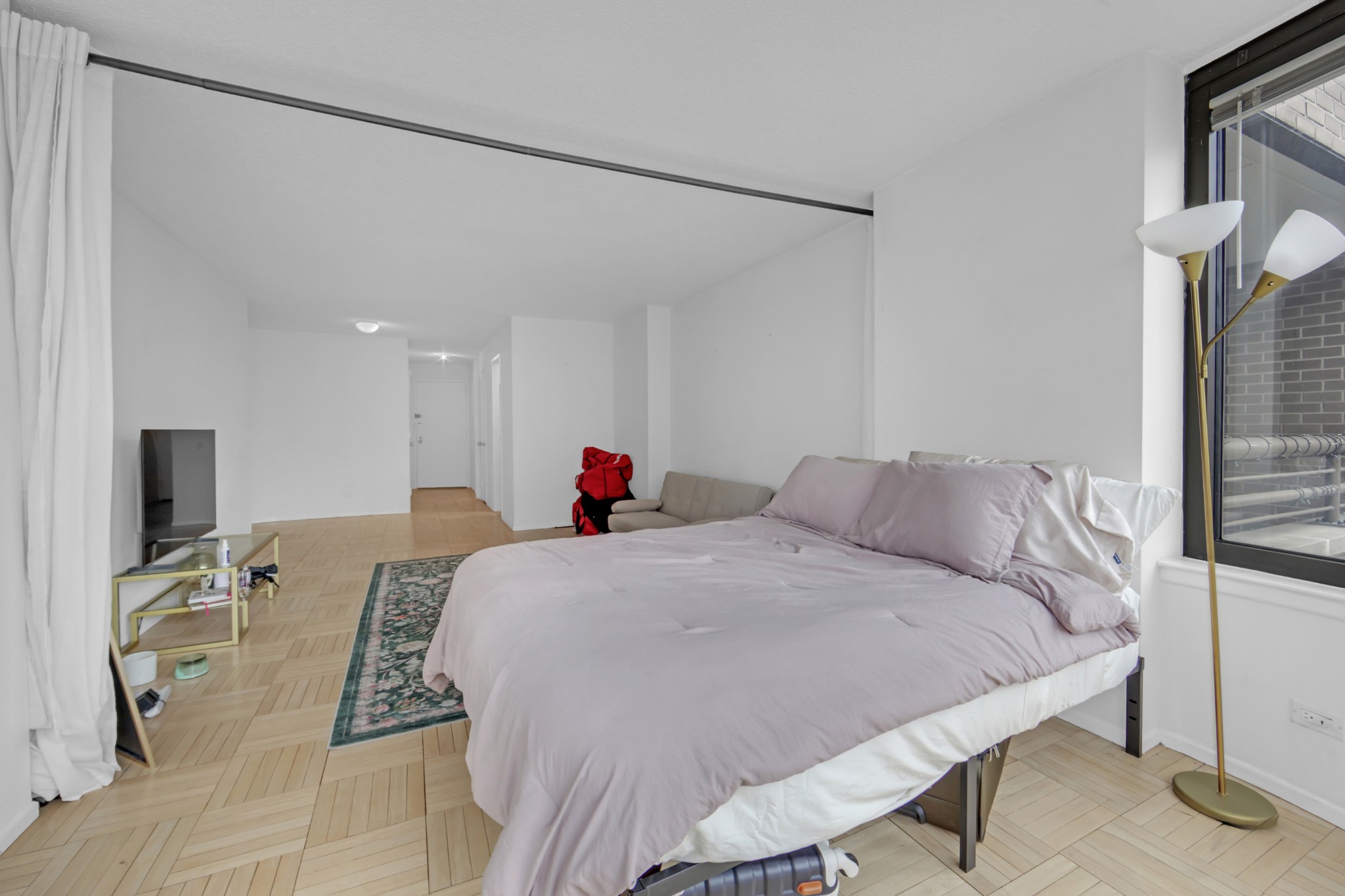 330 East 38th Street 31H Murray Hill New York NY 10016