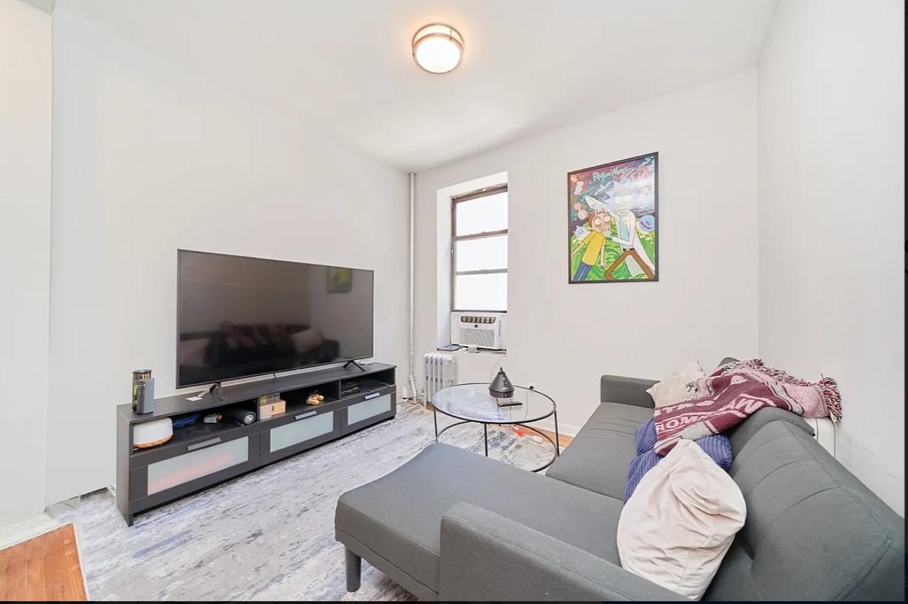 364 West 36th Street 3A Clinton New York NY 10018