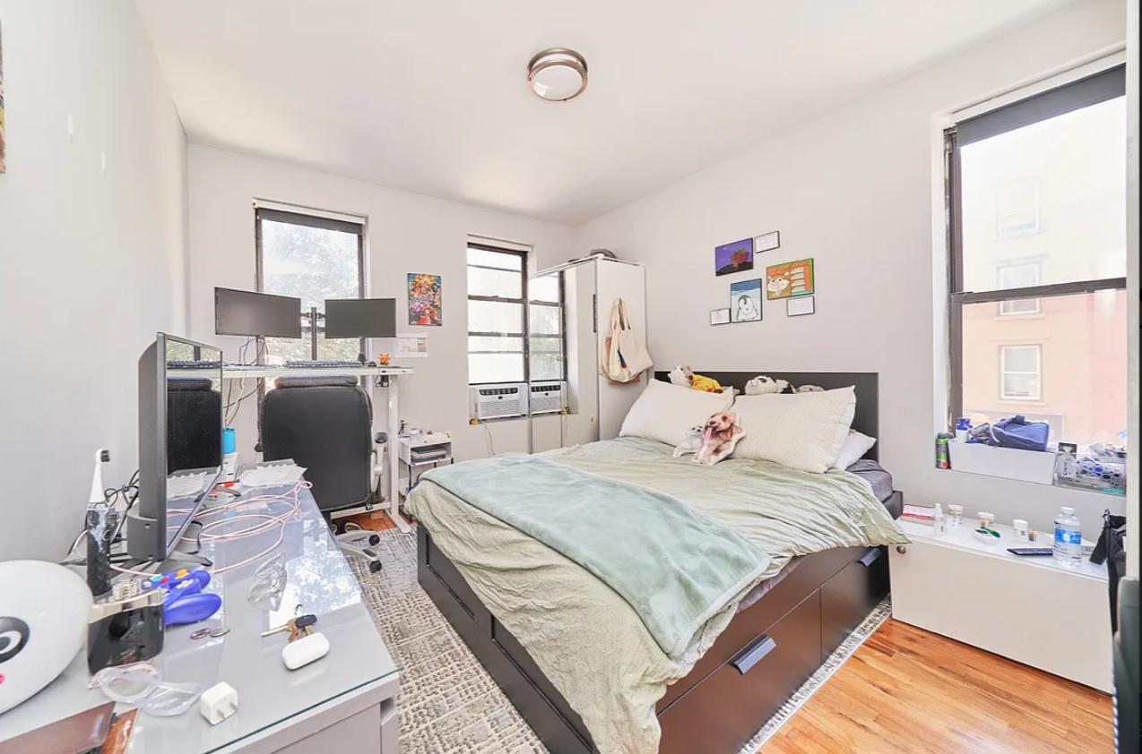 364 West 36th Street 3A Clinton New York NY 10018