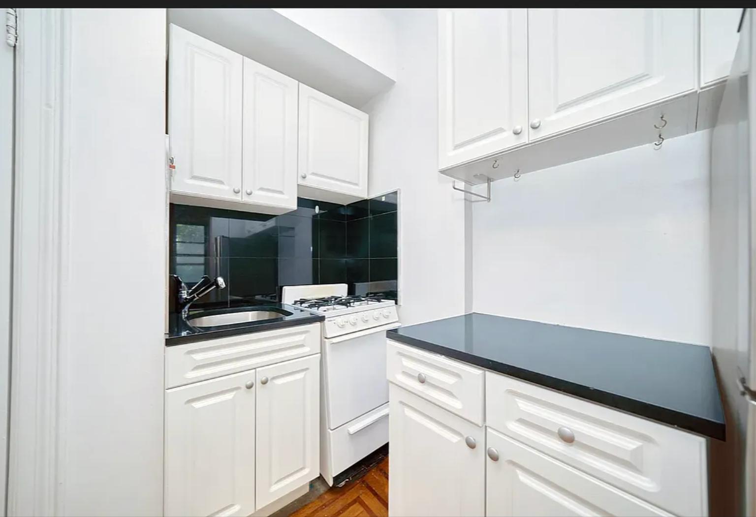 223 East 58th Street 3B Midtown East New York NY 10022