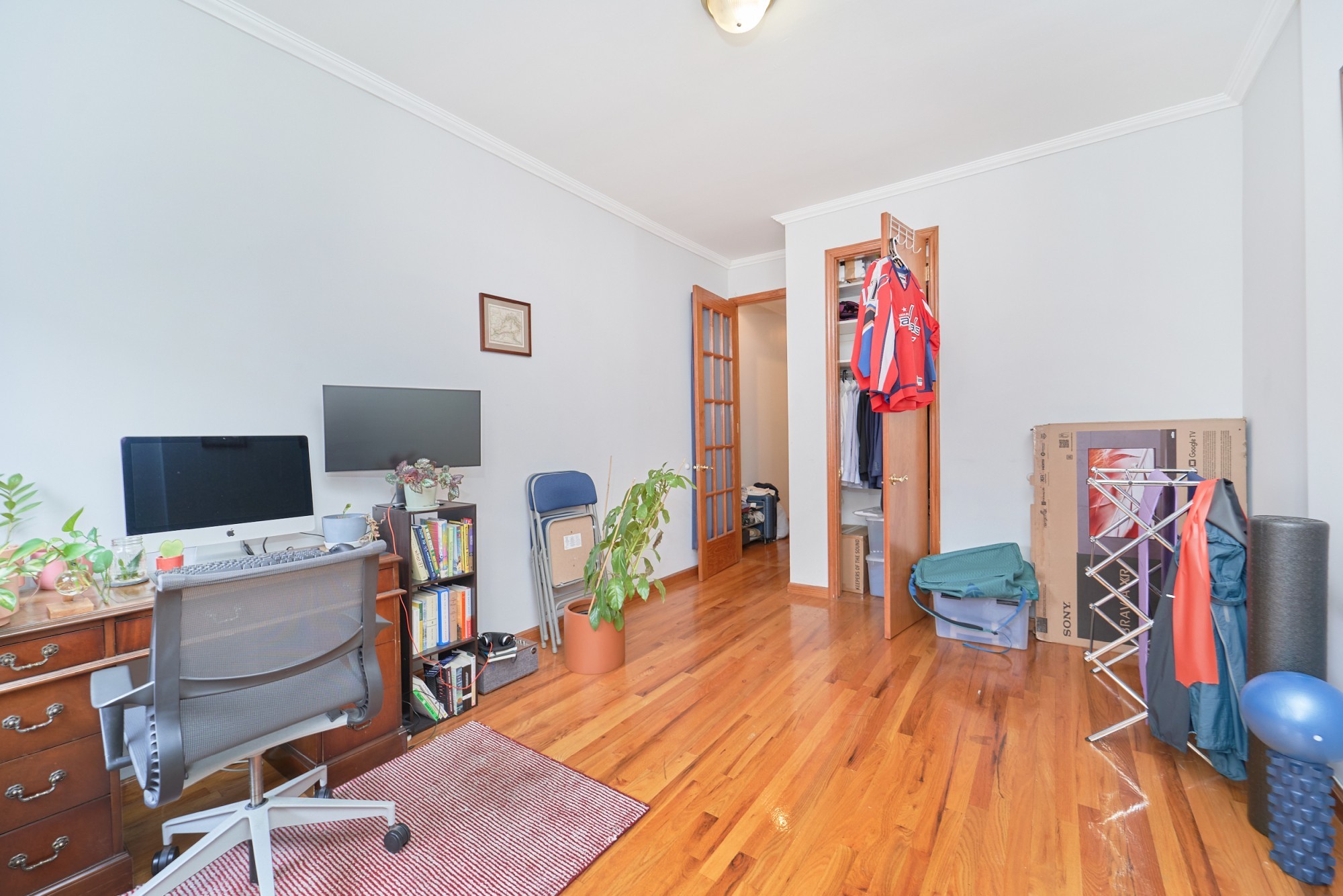 364 West 53rd Street 2S Clinton New York NY 10019
