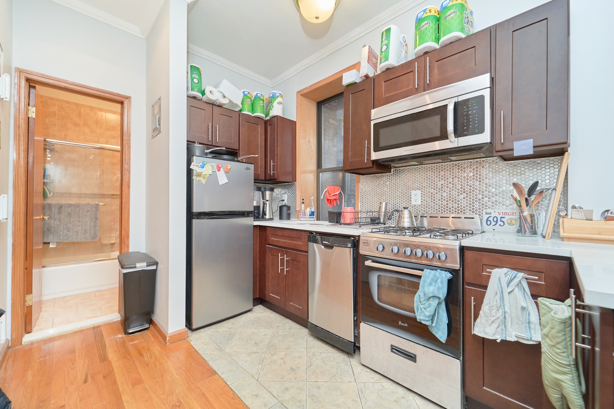364 West 53rd Street 2S Clinton New York NY 10019