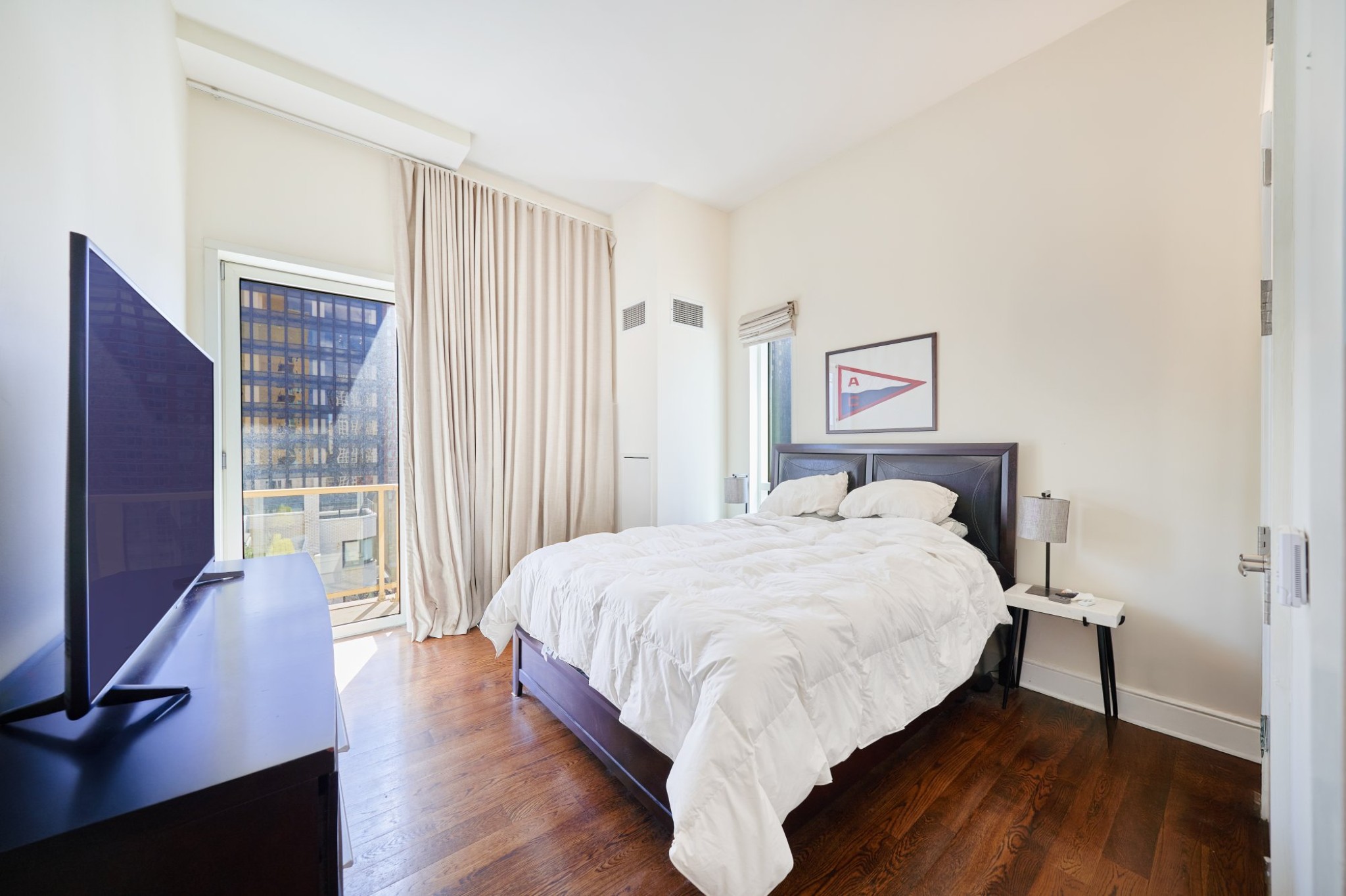 250 East 49th Street 18A Turtle Bay New York NY 10017