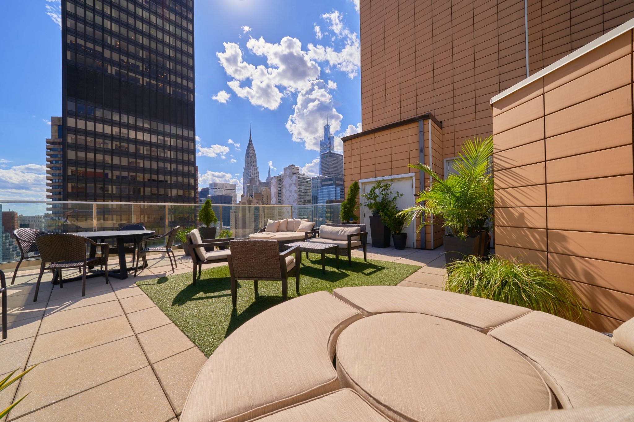 250 East 49th Street 18A Turtle Bay New York NY 10017
