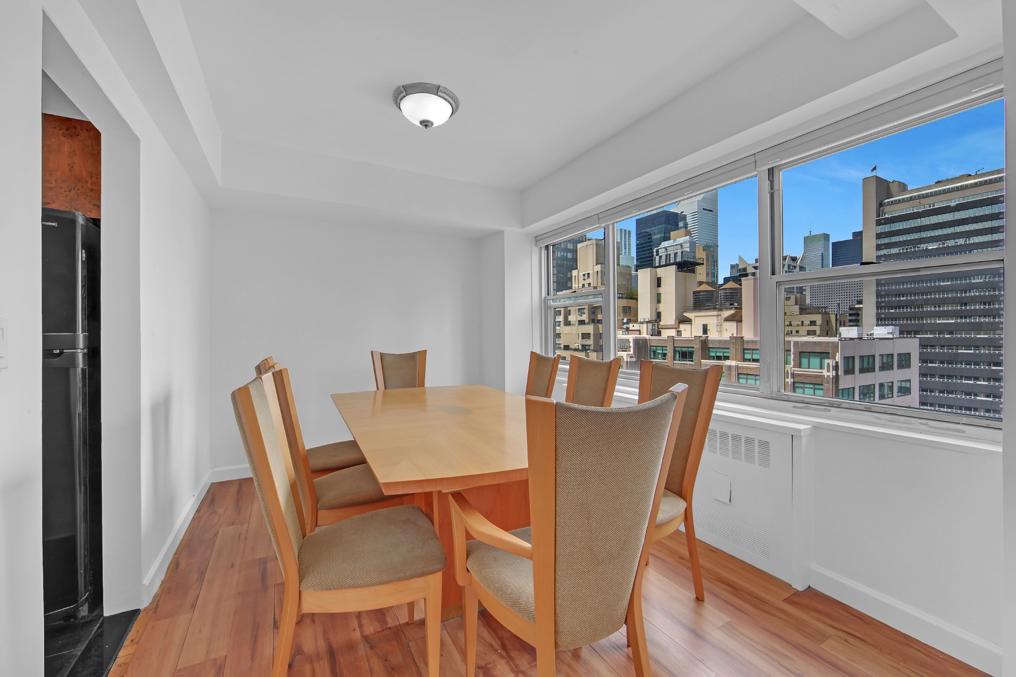 333 East 46th Street 18A Turtle Bay New York NY 10017
