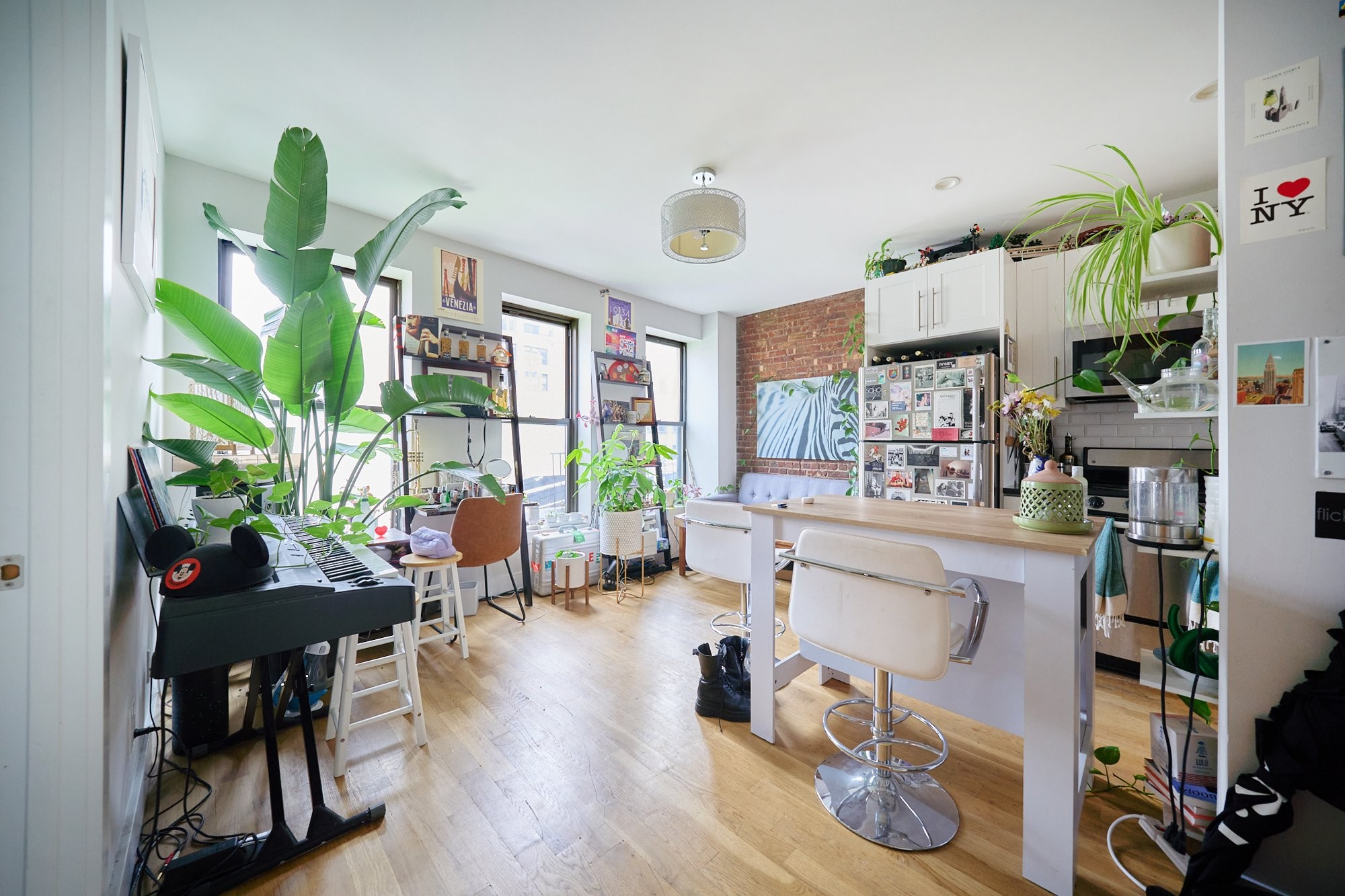 335 West 43rd Street Clinton New York NY 10036
