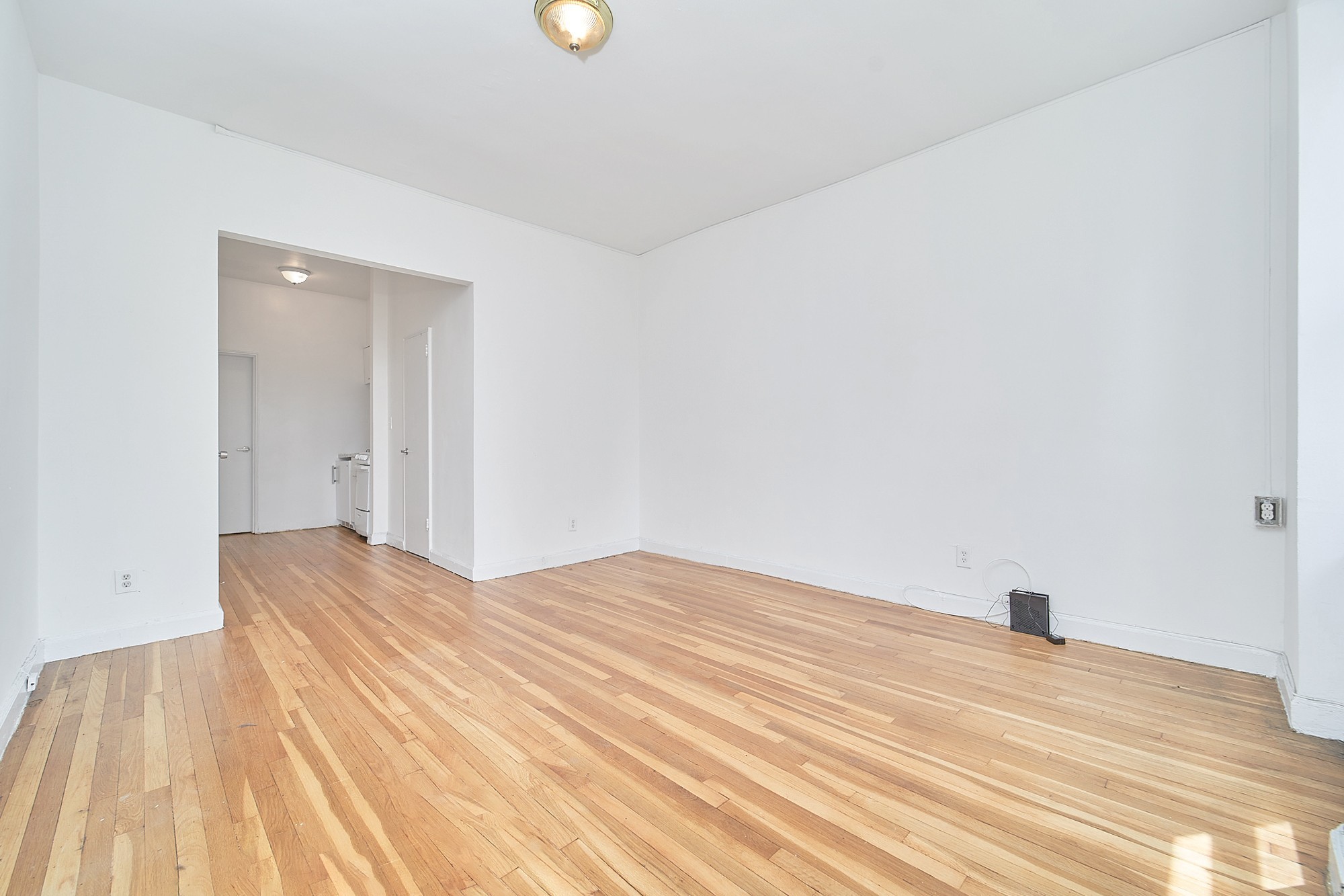 353 West 44th Street 4A Clinton New York NY 10036