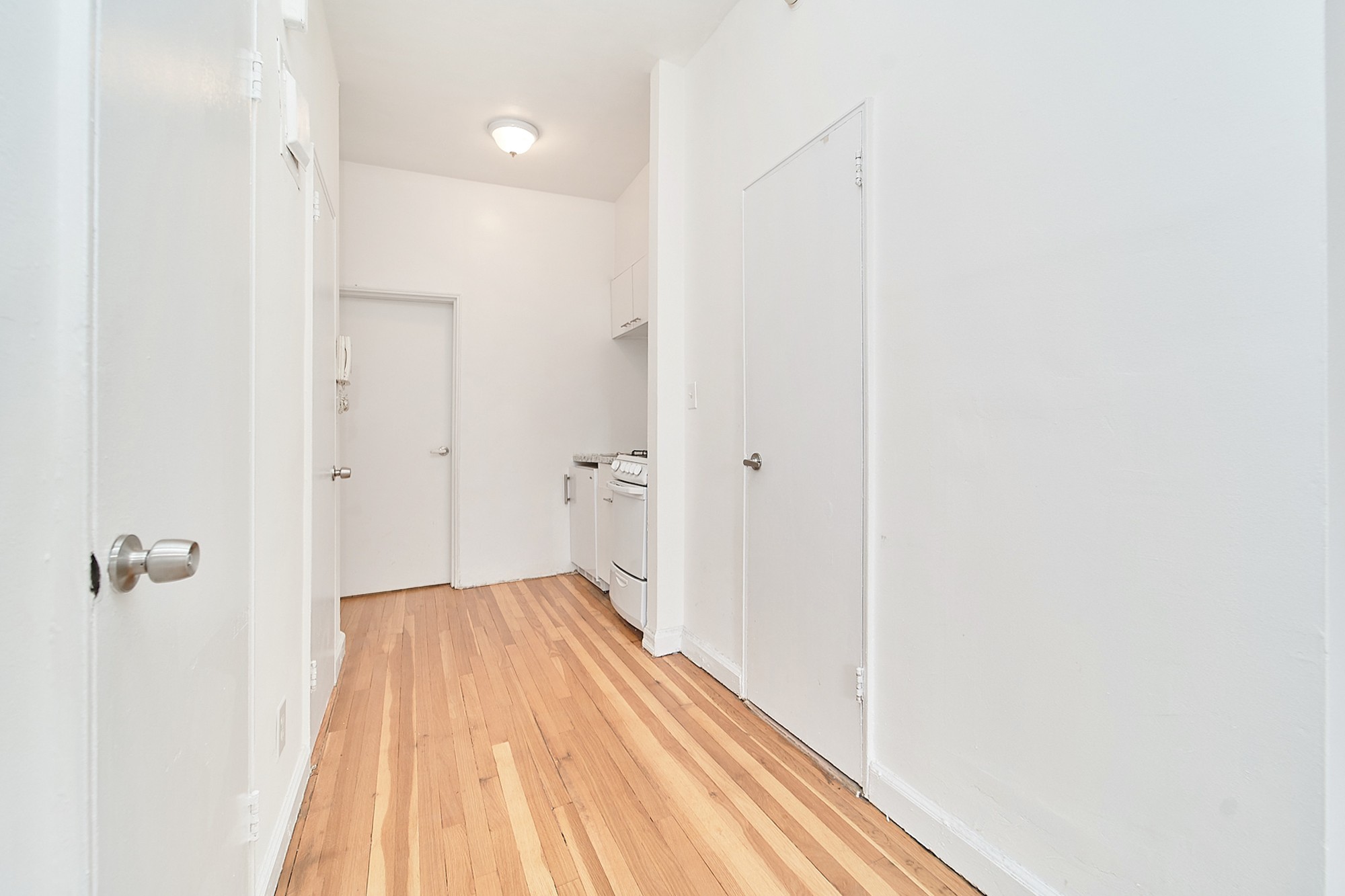 353 West 44th Street 4A Clinton New York NY 10036