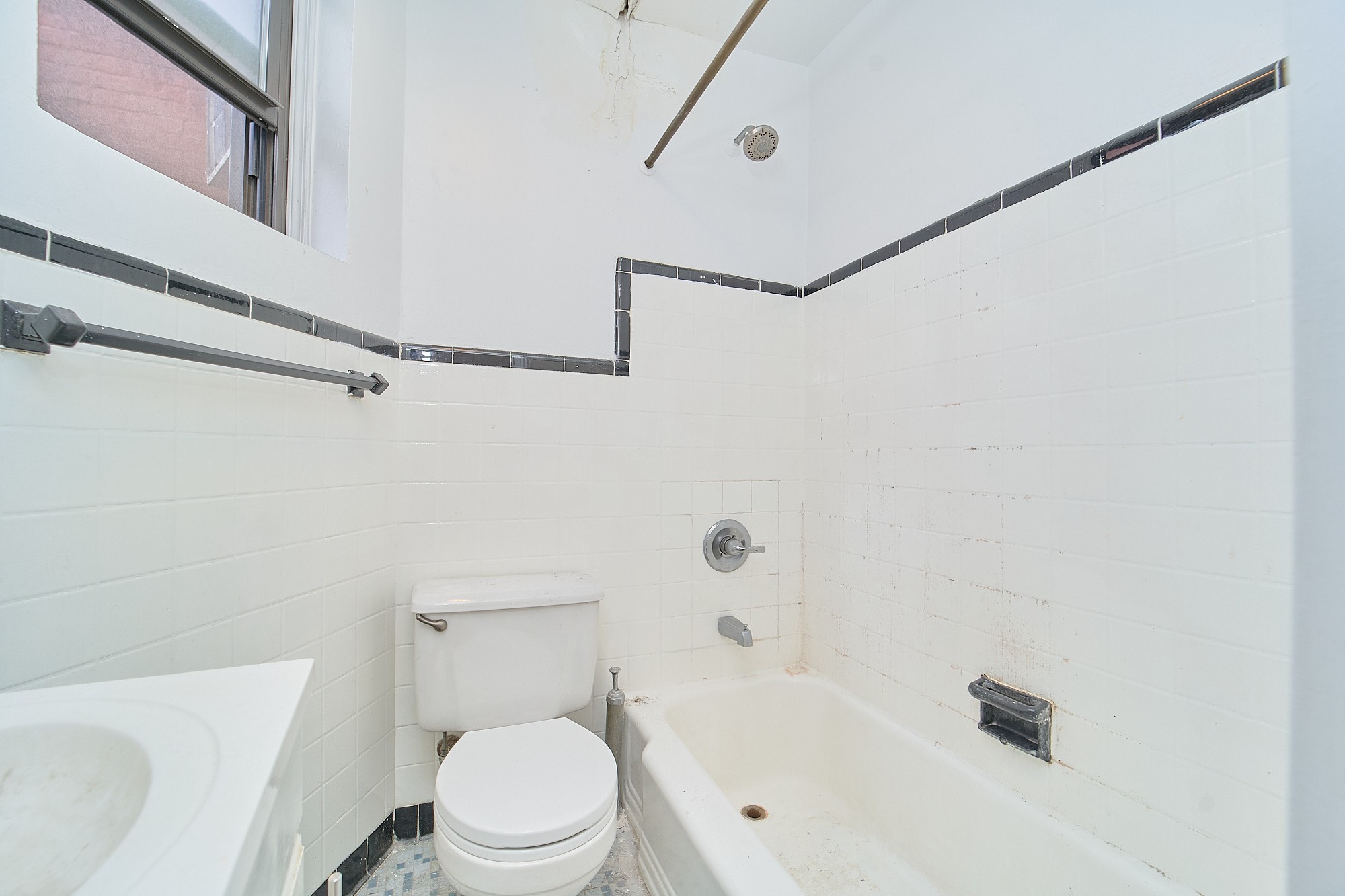 353 West 44th Street 4A Clinton New York NY 10036