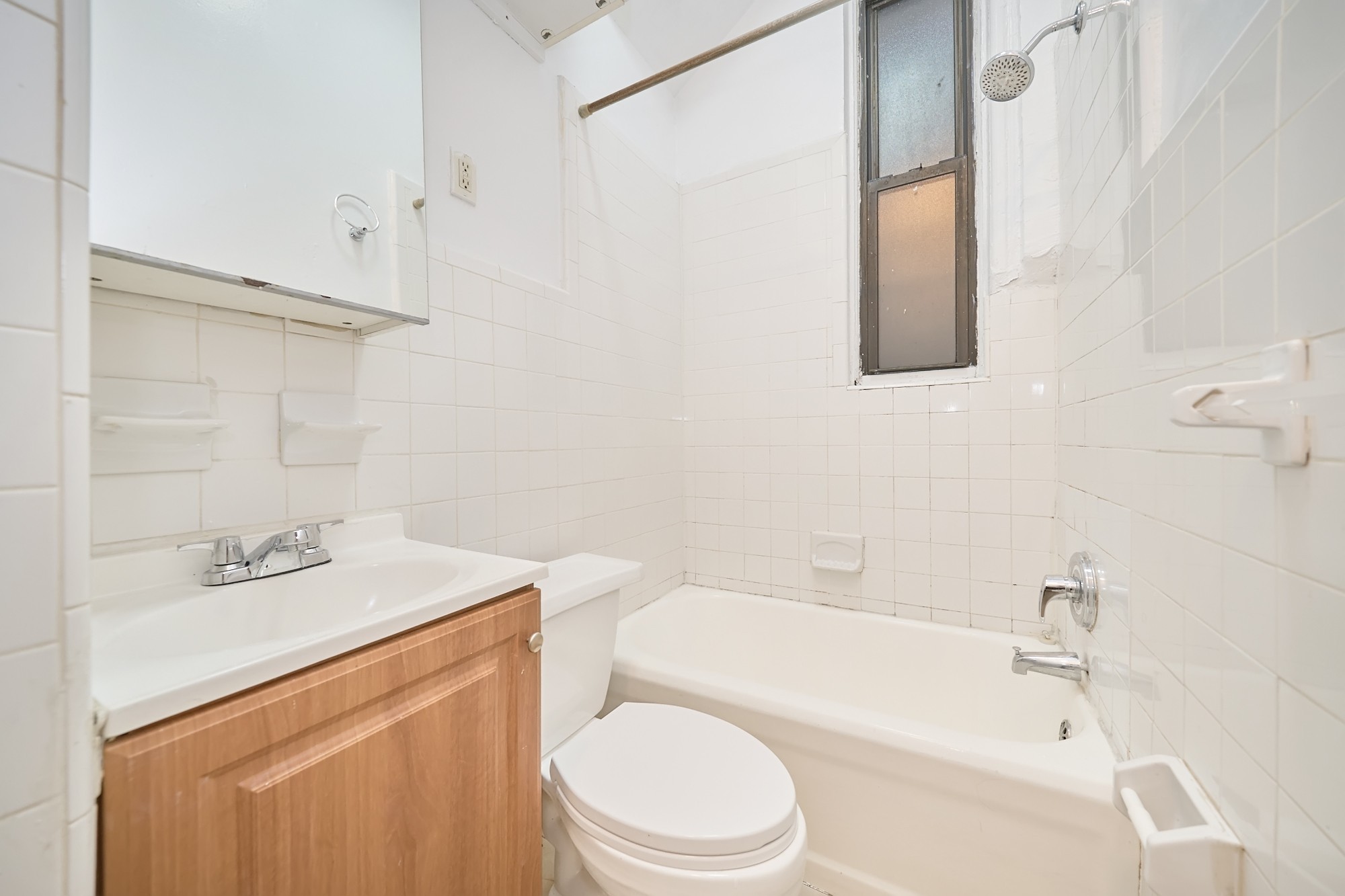 414 East 89th Street 1R Upper East Side New York NY 10128