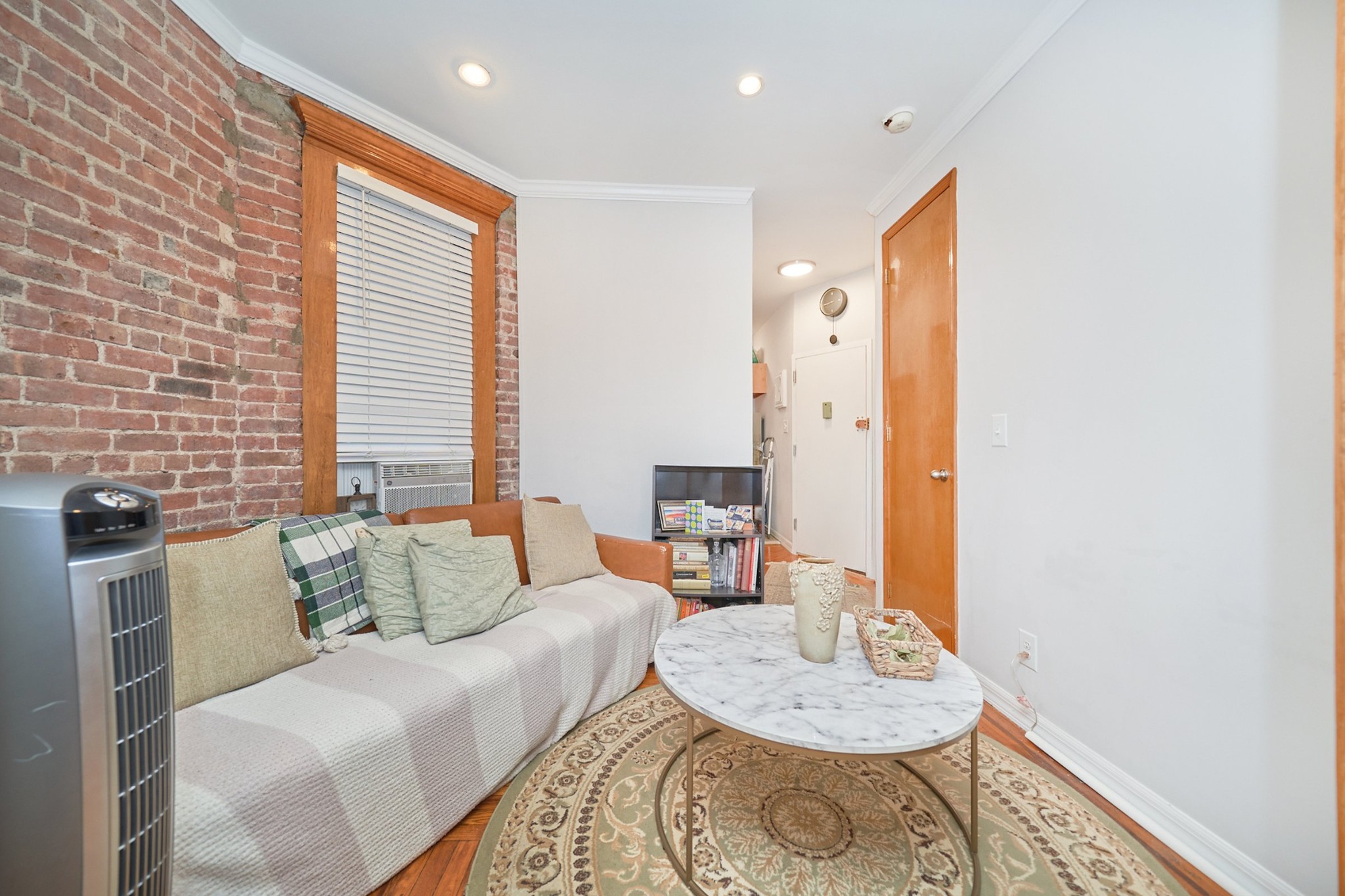 796 Ninth Avenue 4 Clinton New York NY 10019