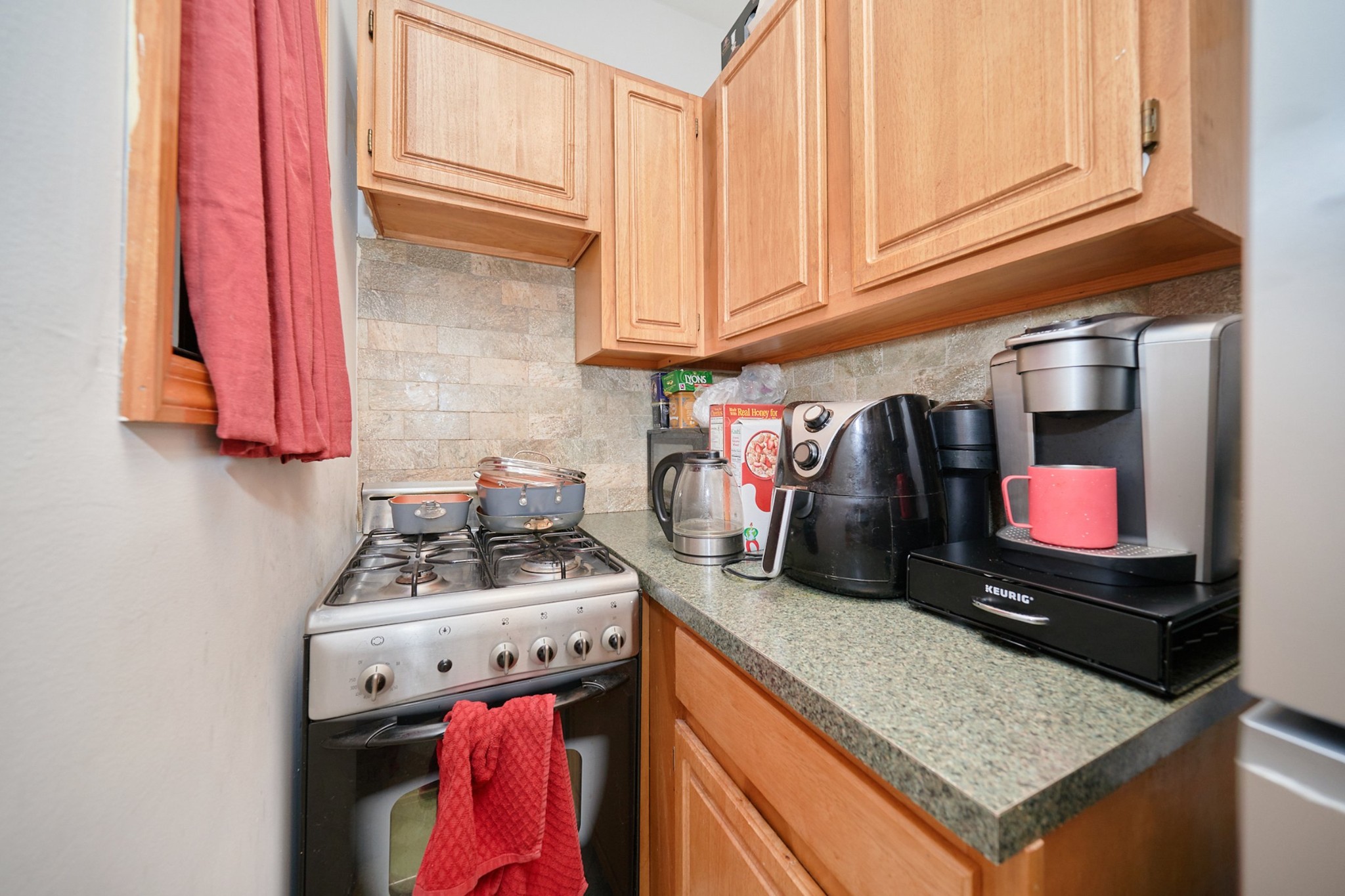 796 Ninth Avenue 4 Clinton New York NY 10019