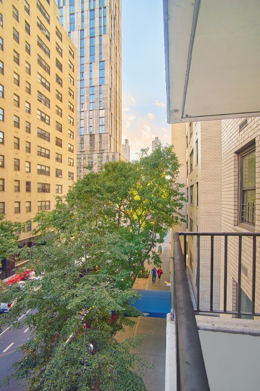 401 East 89th Street 4N Upper East Side New York NY 10128