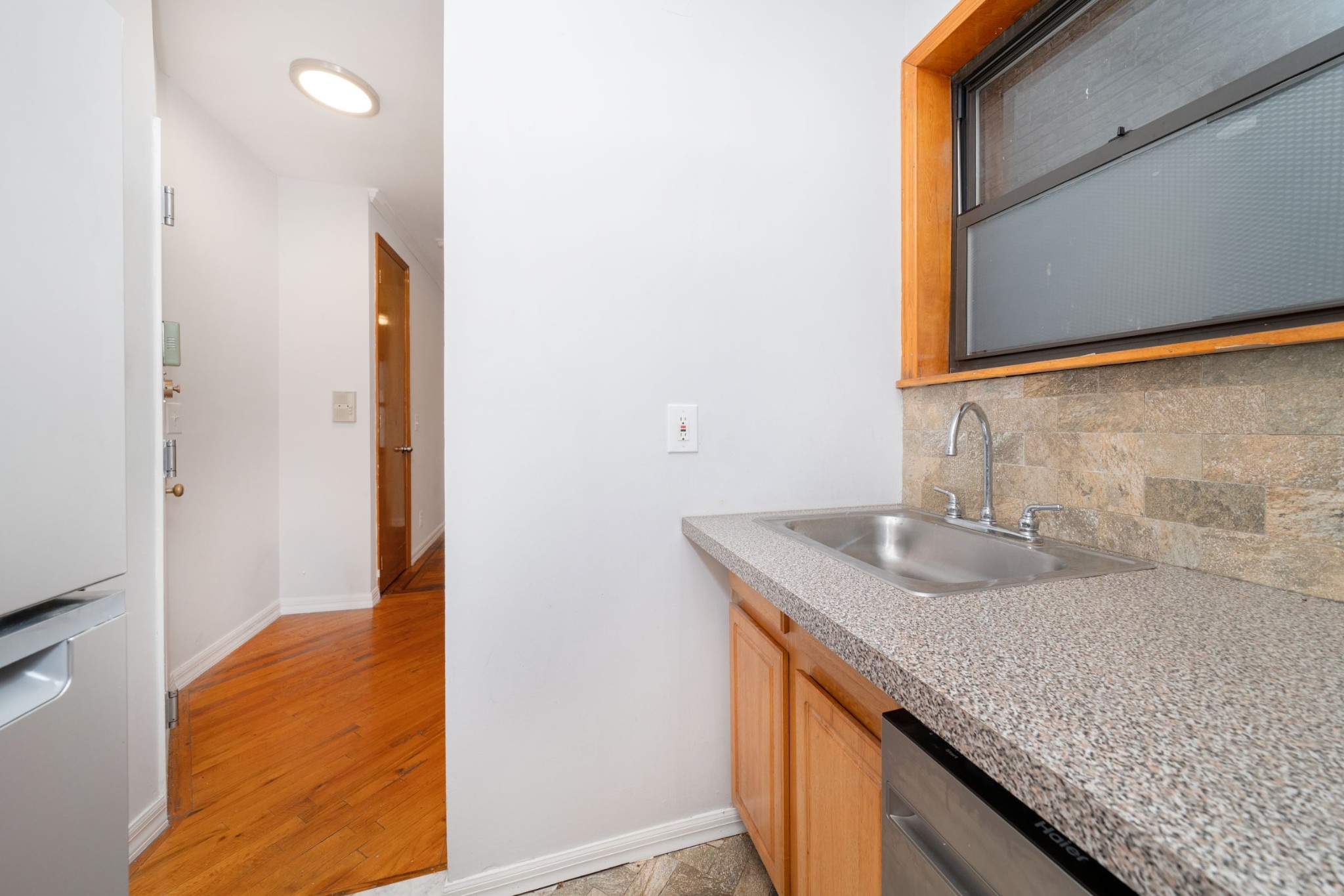796 Ninth Avenue 44 Clinton New York NY 10019