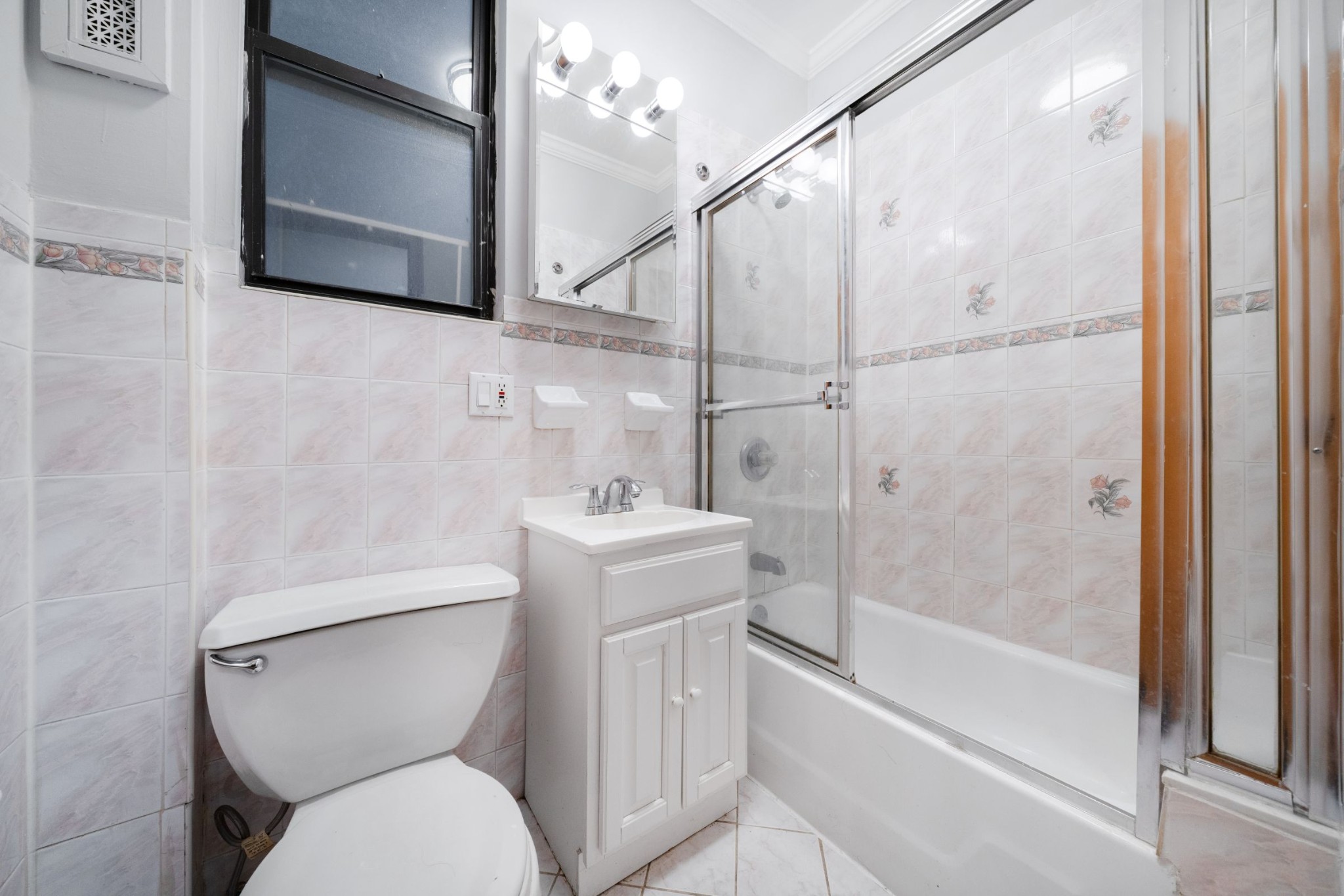 796 Ninth Avenue 44 Clinton New York NY 10019