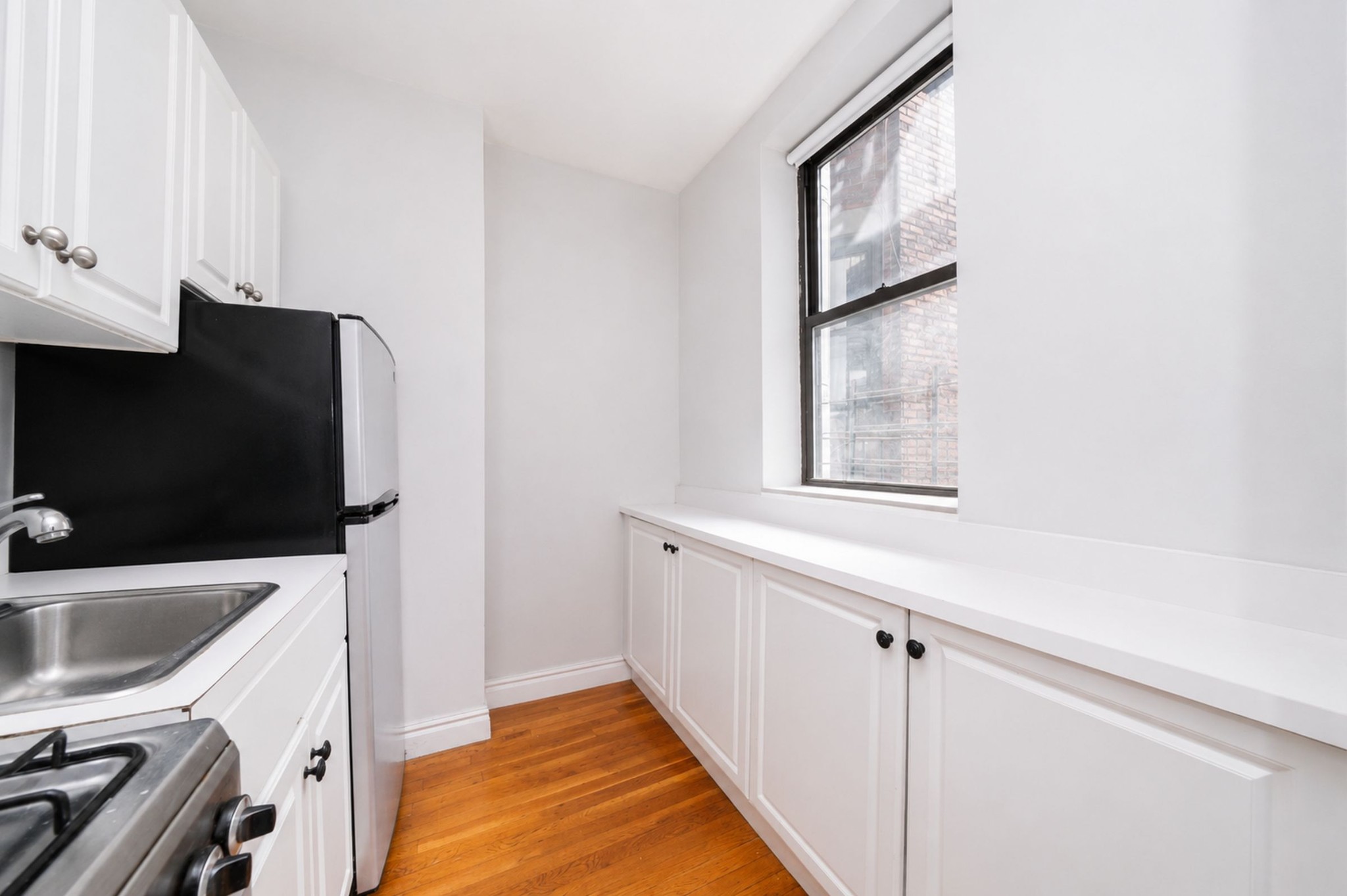 452 Ninth Avenue 5 Clinton New York NY 10018