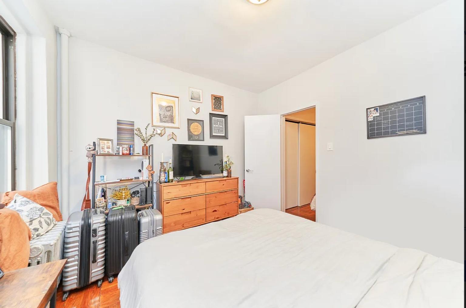 796 Ninth Avenue Clinton New York NY 10019
