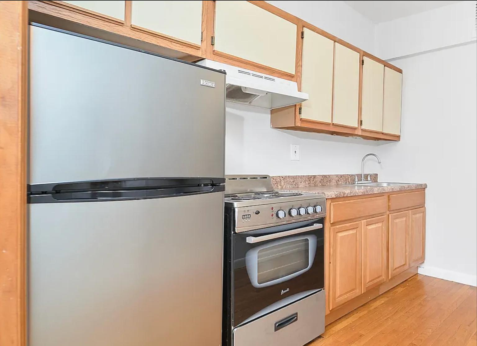 796 Ninth Avenue Clinton New York NY 10019