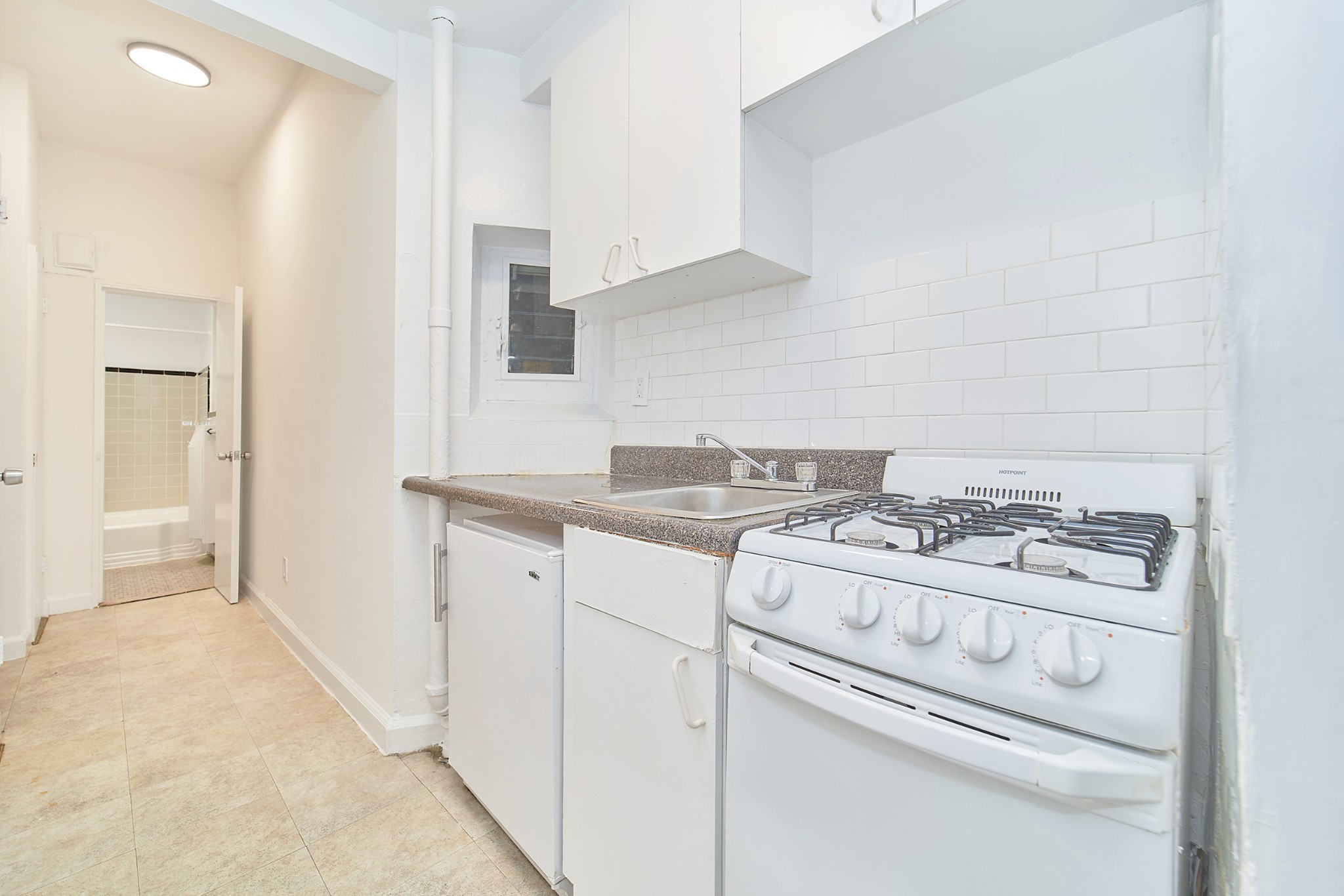 353 West 44th Street 2C Clinton New York NY 10036