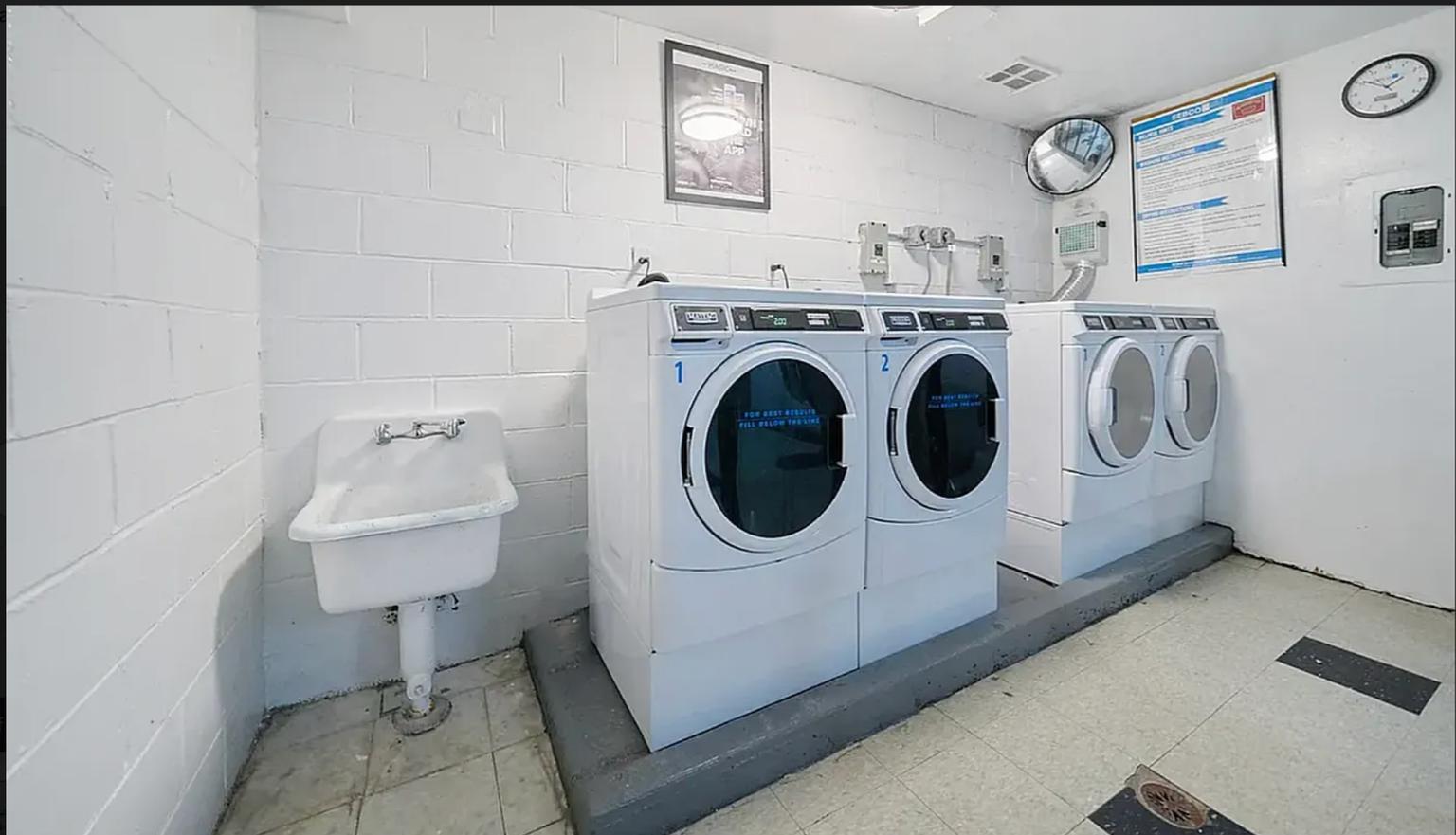 331 West 43rd Street 1A Clinton New York NY 10036