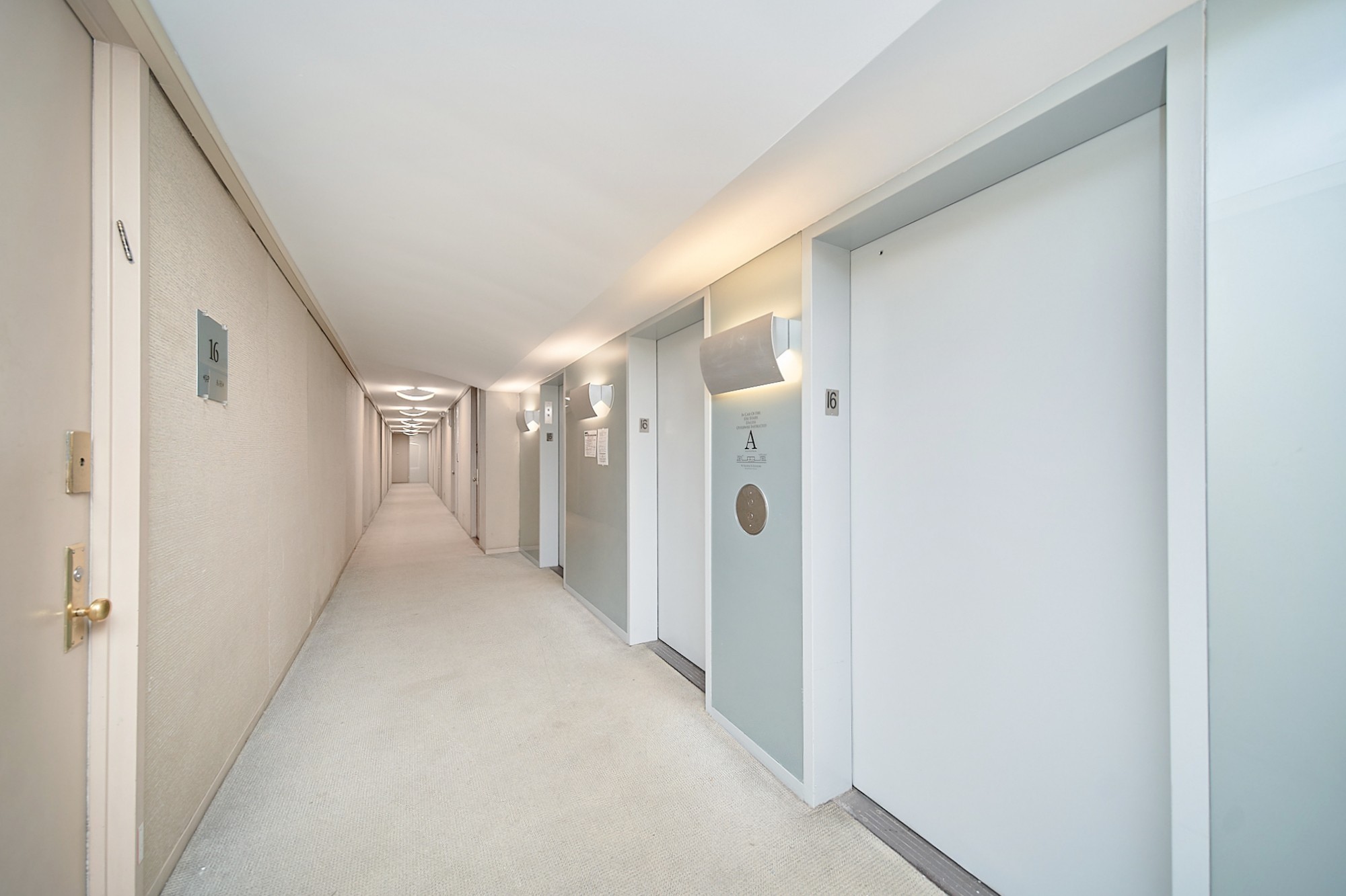 300 East 33rd Street 16G Kips Bay New York NY 10016