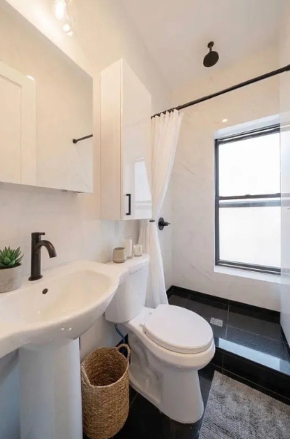 53 East 7th Street 16 E. Greenwich Village New York NY 10003