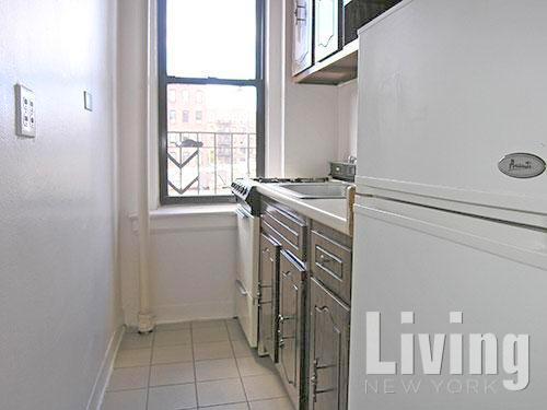 1224 Saint Nicholas Avenue, #5B