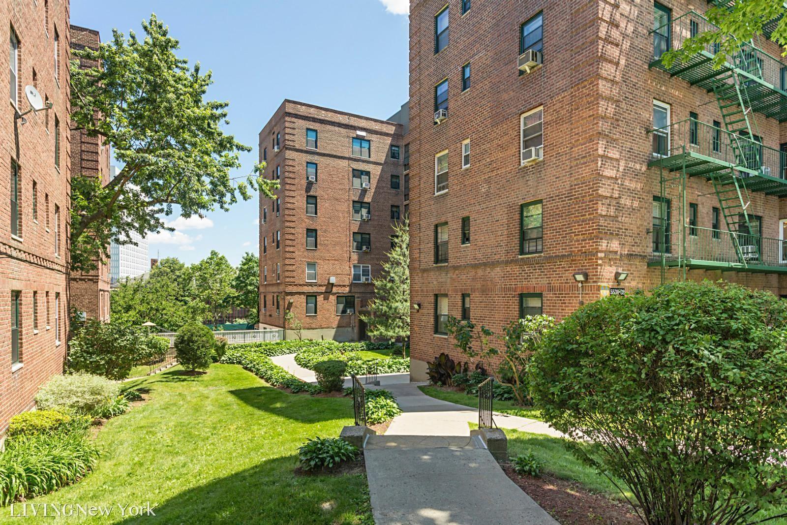 5532 netherland ave, #3D