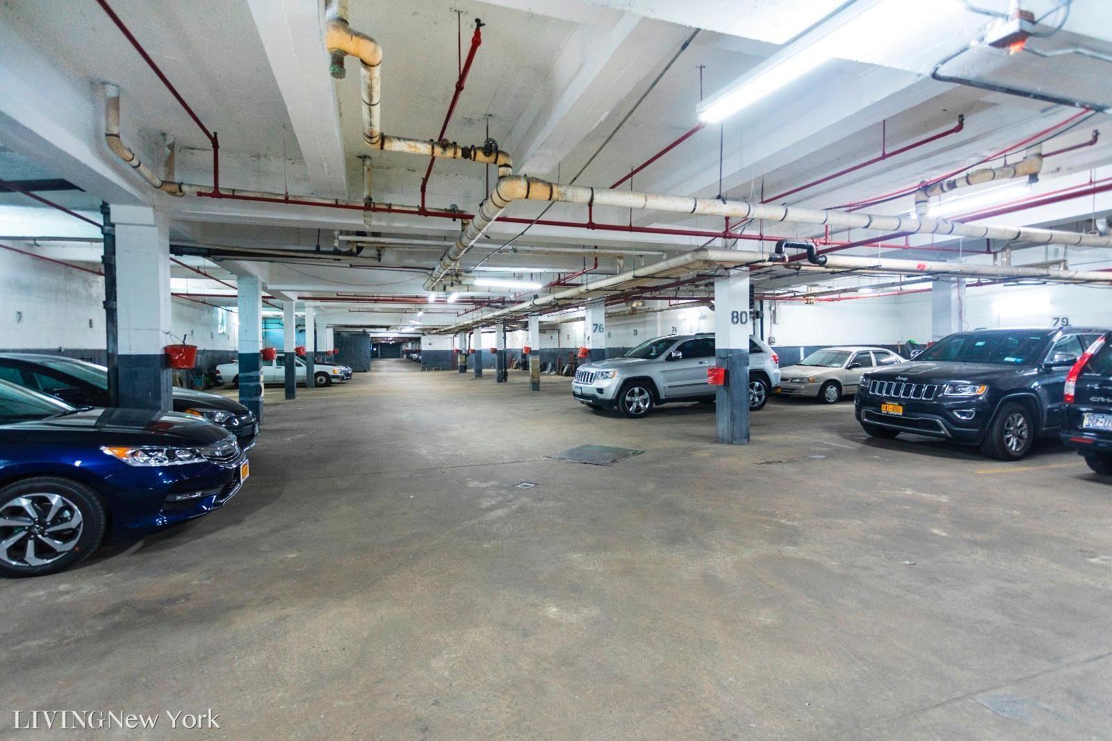 5532 netherland ave, #3D