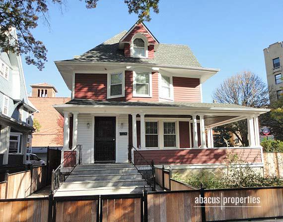 269 E9th St., #1