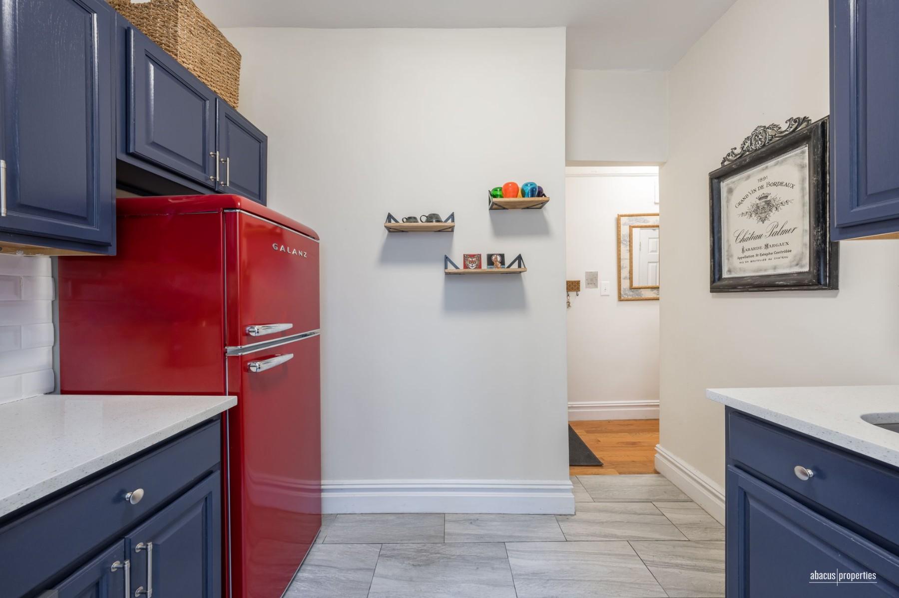 77 Eastern Parkway 2D Prospect Heights Brooklyn NY 11238