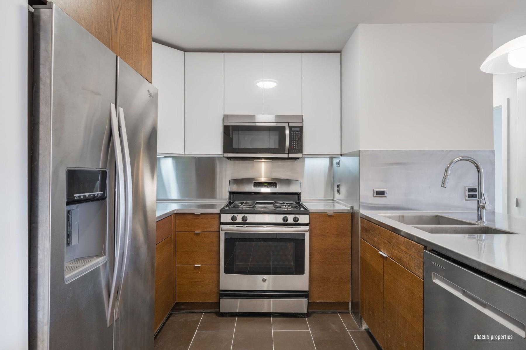 515 East 7th Street 5H Kensington Brooklyn NY 11218