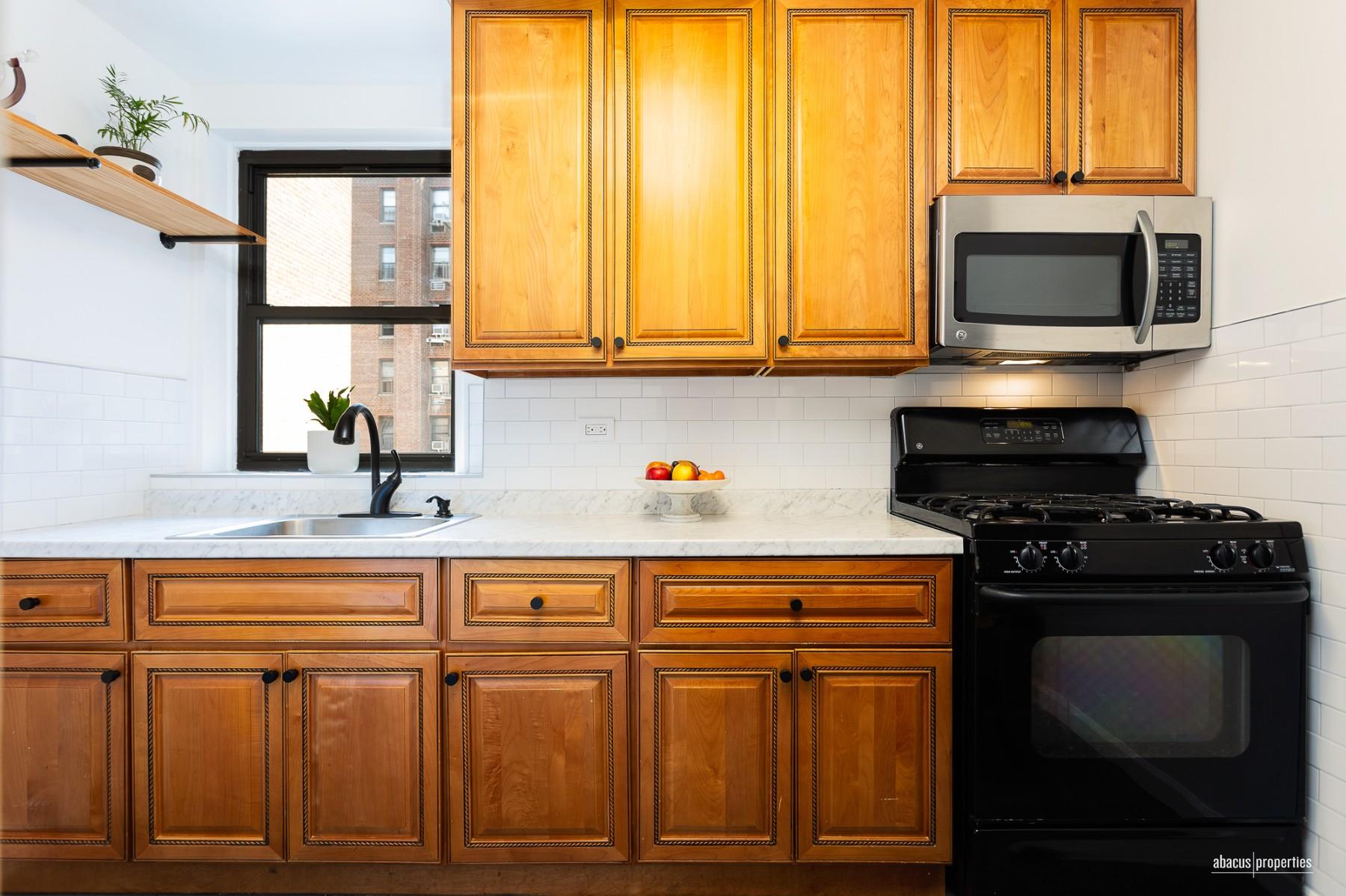 515 East 7th Street 2A Kensington Brooklyn NY 11218