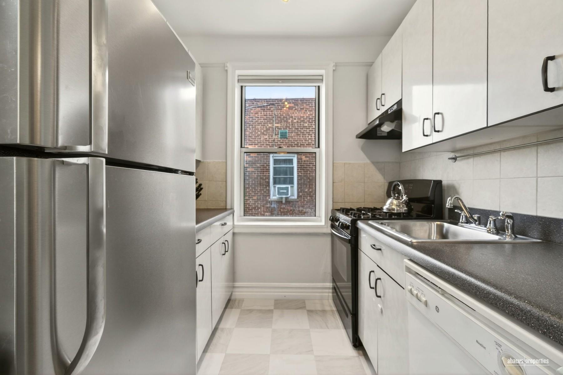 570 Ocean Parkway Kensington Brooklyn NY 11218