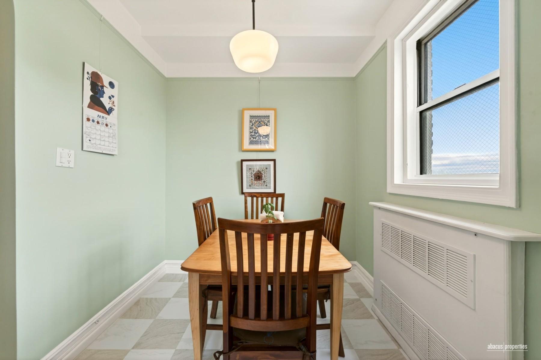 570 Ocean Parkway Kensington Brooklyn NY 11218