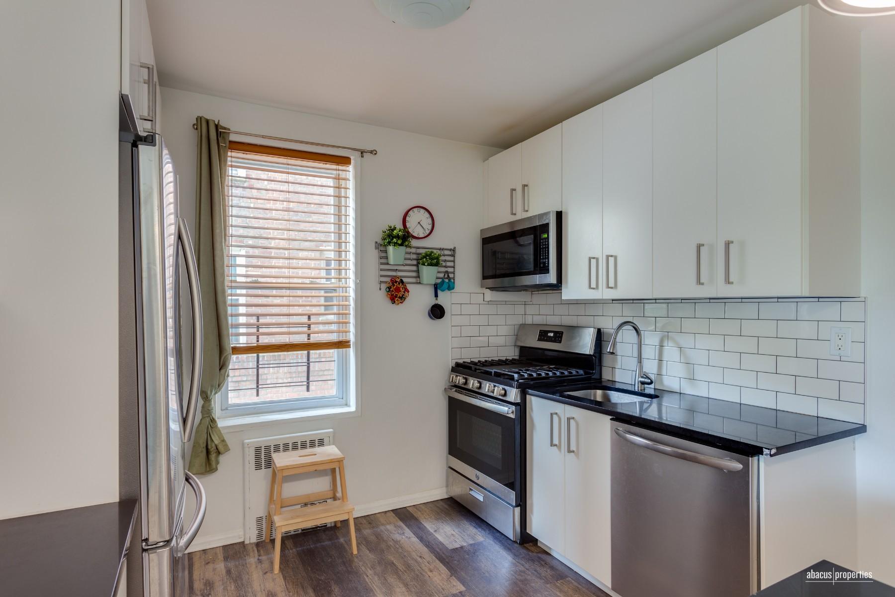 715 Ocean Parkway 2K Kensington Brooklyn NY 11230