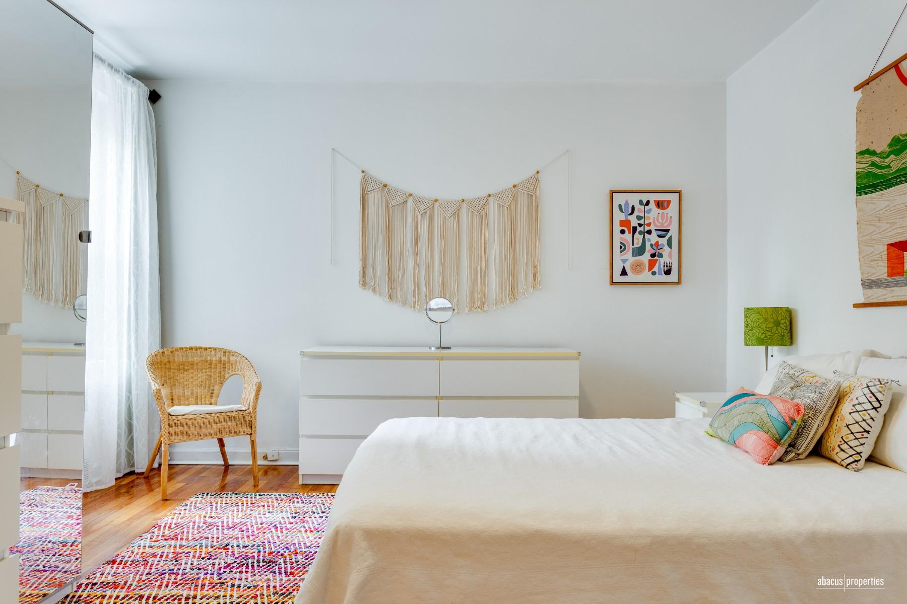715 Ocean Parkway 2K Kensington Brooklyn NY 11230