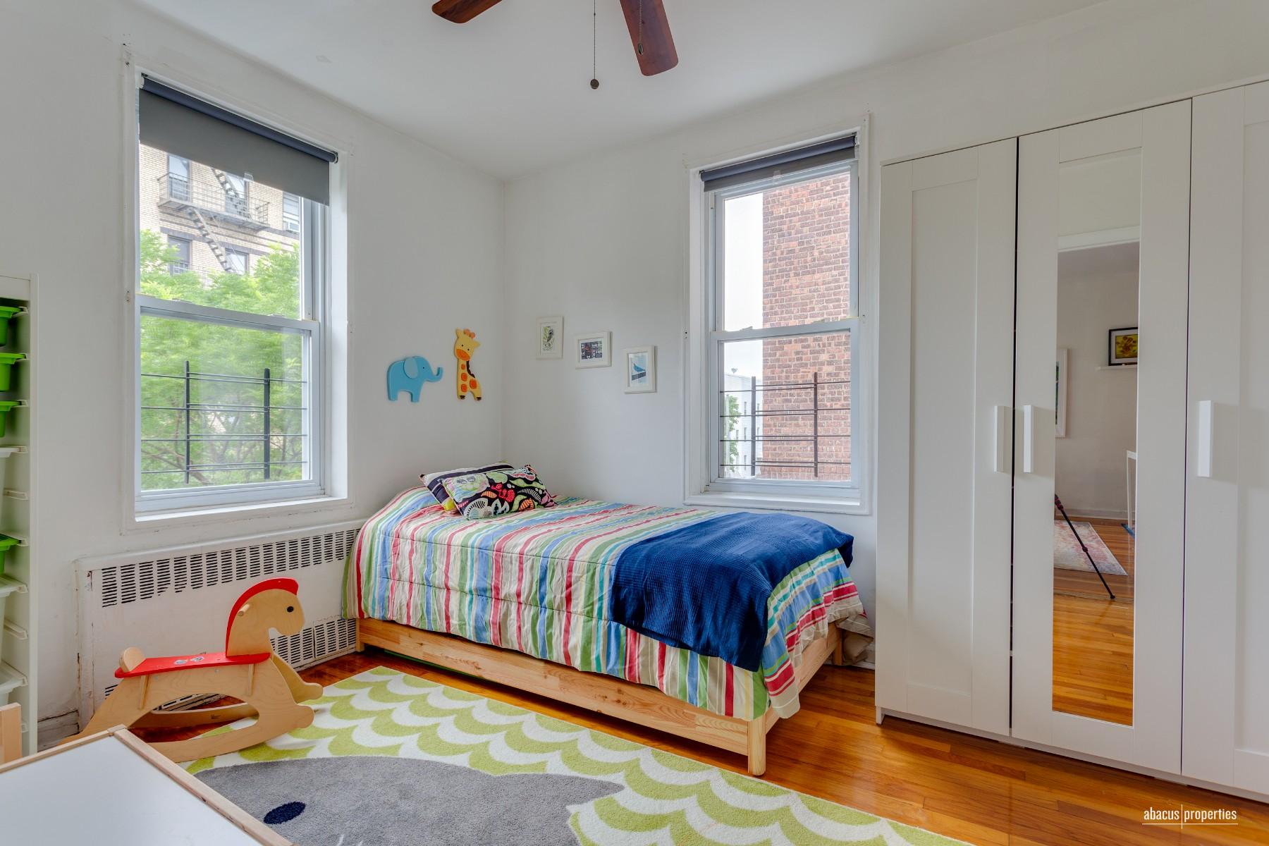 715 Ocean Parkway 2K Kensington Brooklyn NY 11230