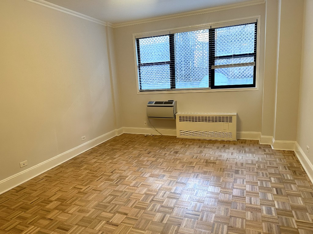 442 West 57th Street 1A Clinton New York NY 10019